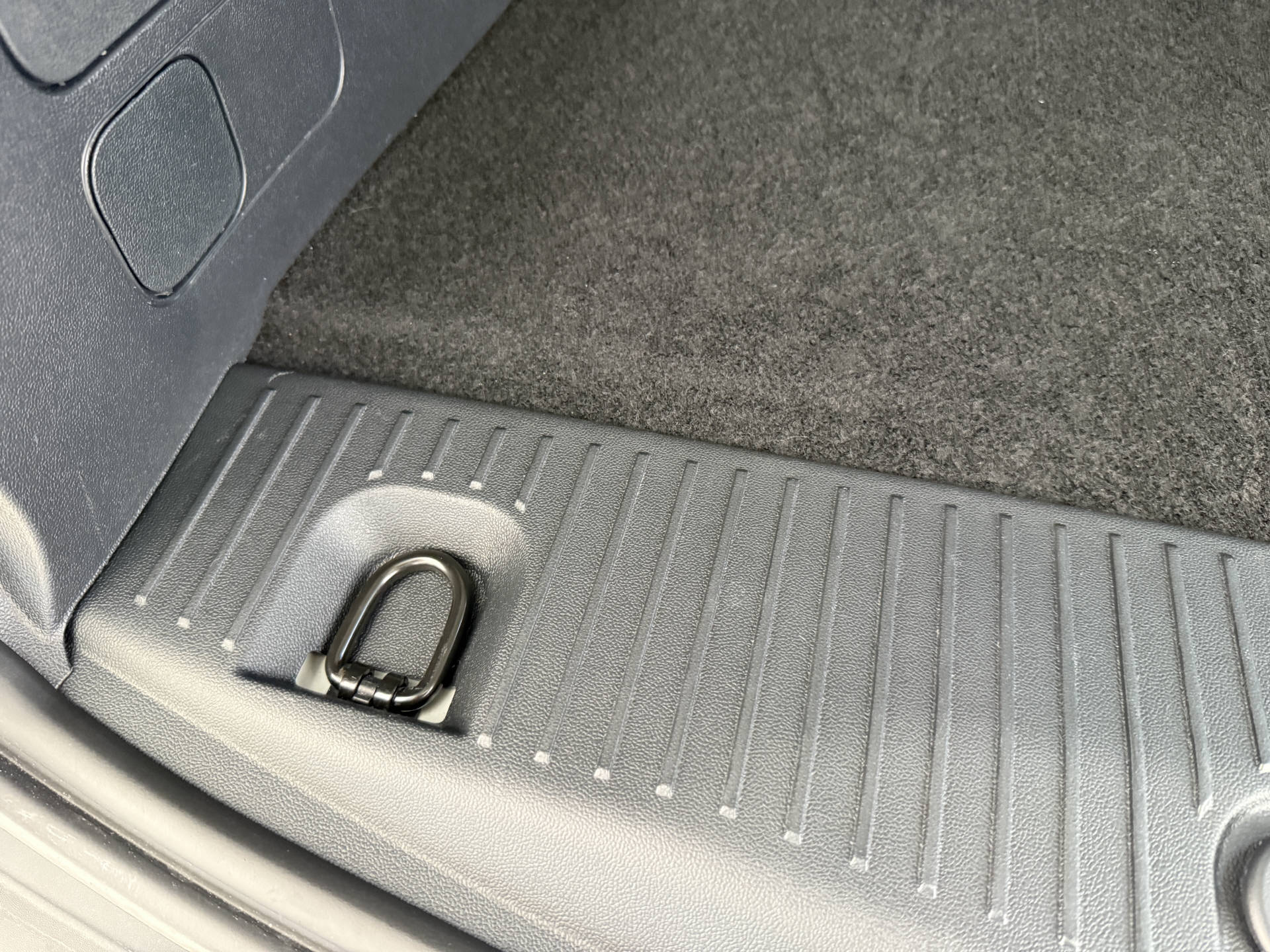 FORD TOURNEO COURIERier 1.0 EcoBoost Active-image-19