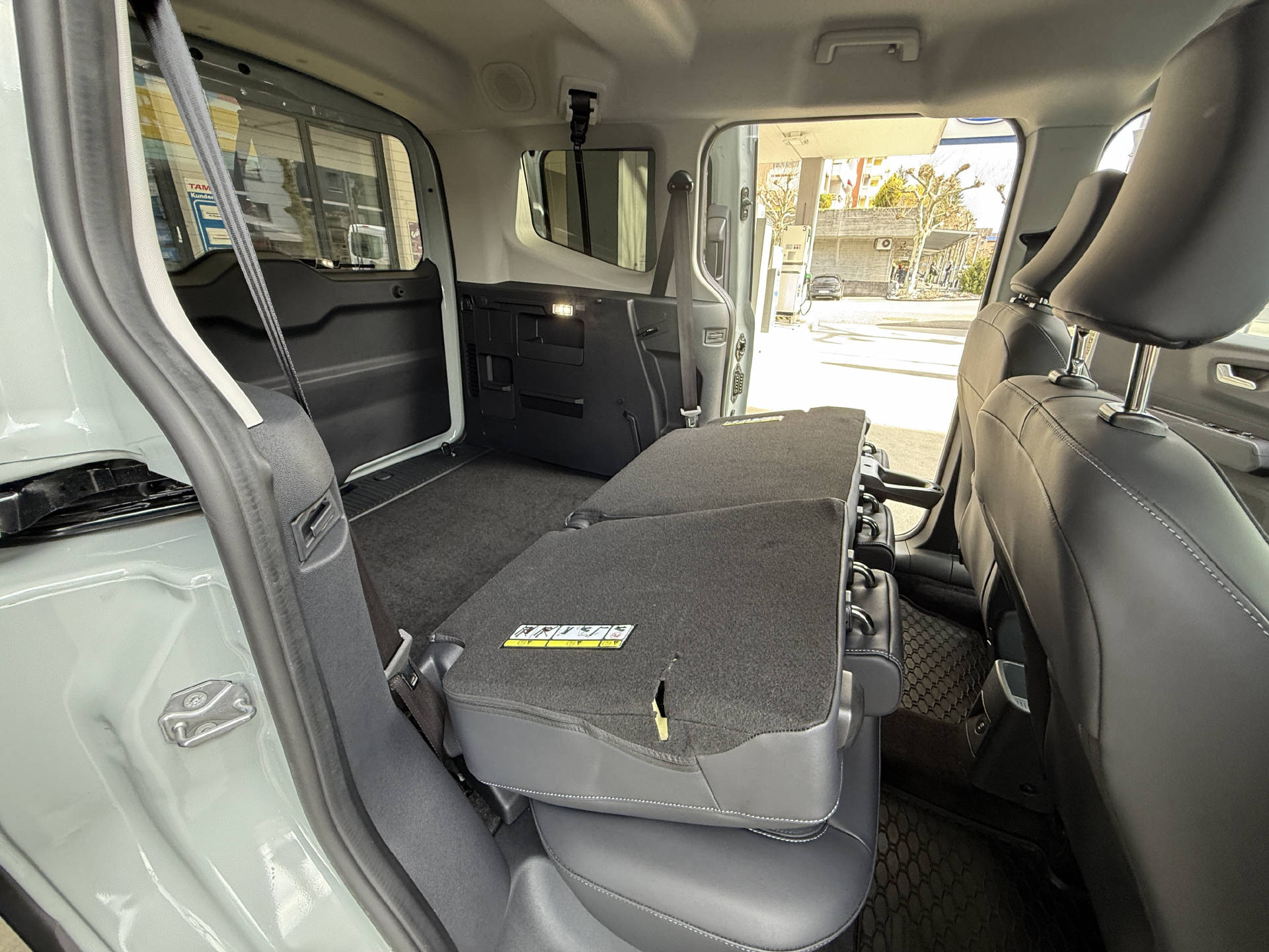 FORD TOURNEO COURIERier 1.0 EcoBoost Active-image-12