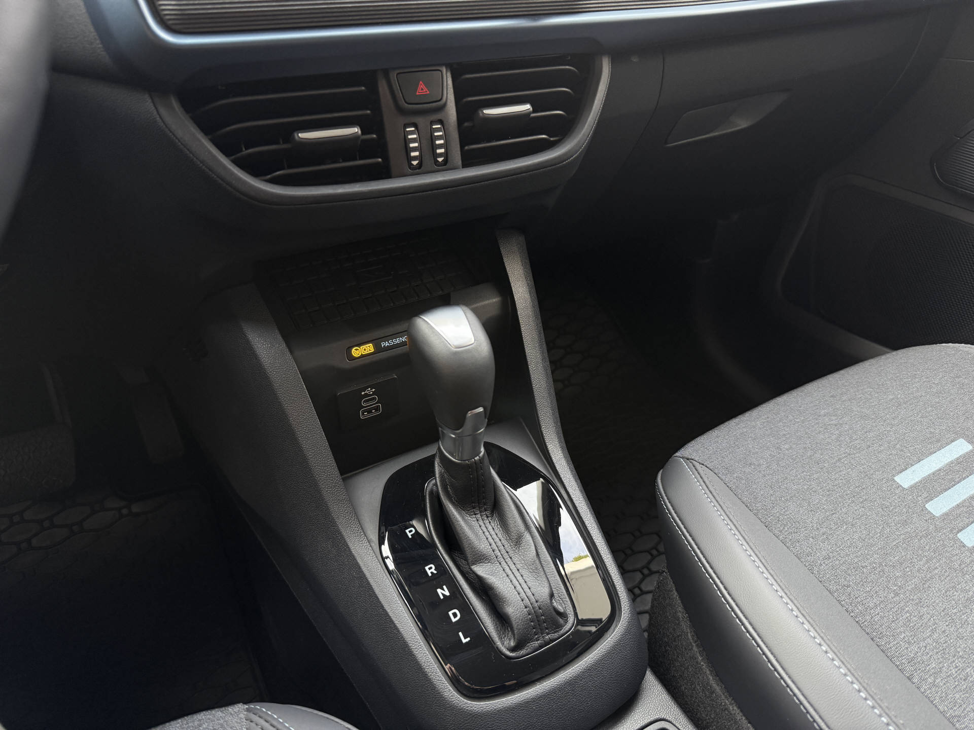 FORD TOURNEO COURIERier 1.0 EcoBoost Active-image-31