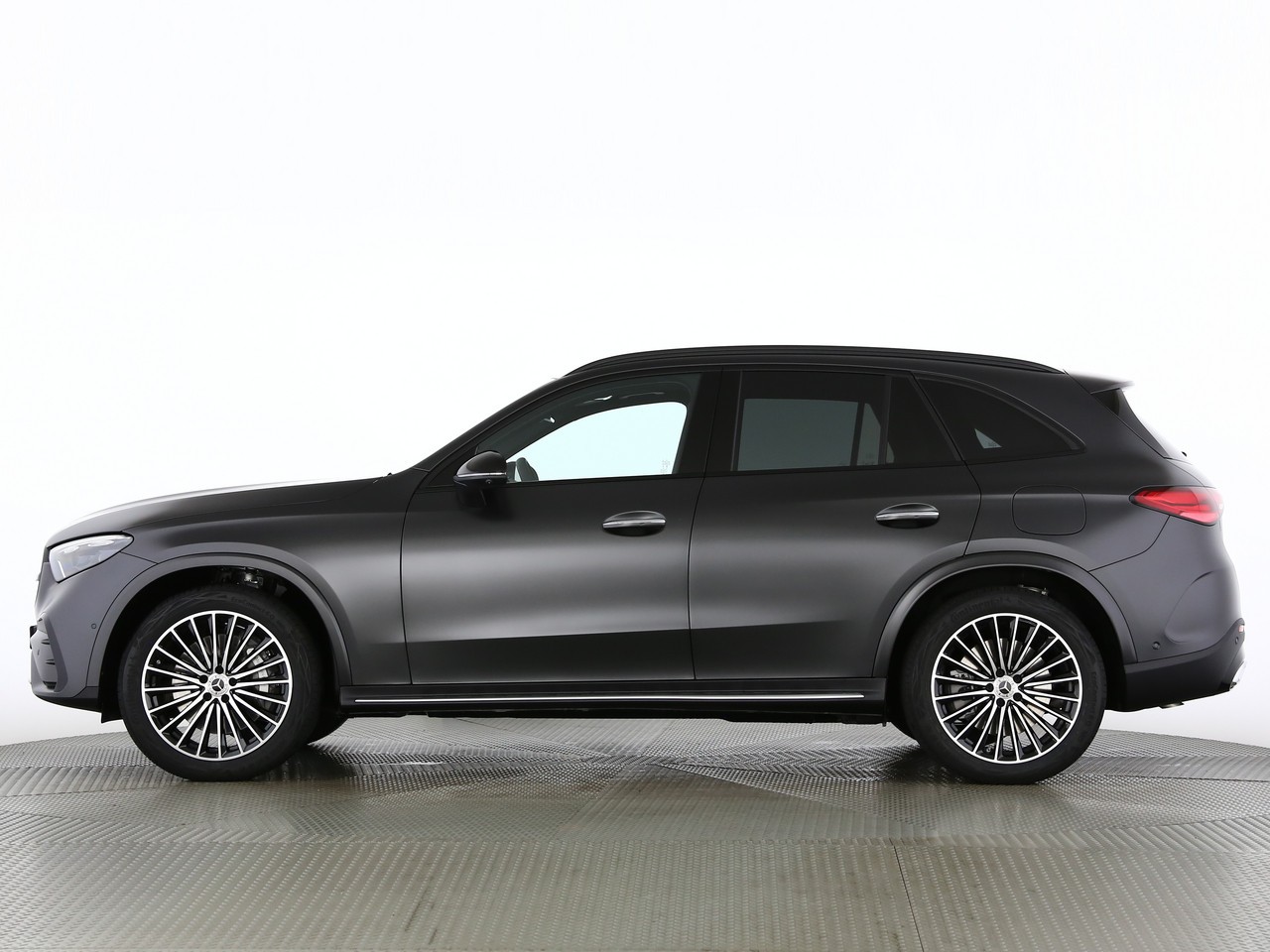 MERCEDES-BENZ GLC 400 e 4Matic 9G-Tronic-showroom-element-2