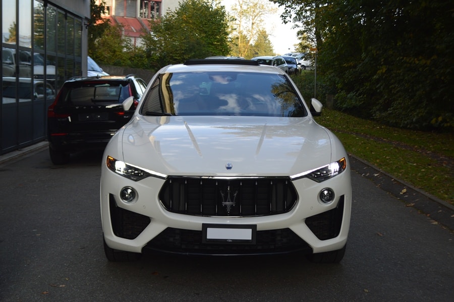 MASERATI Levante 2.0 MHEV GT Hybrid Automatica I Panoramaglasdach-image-2
