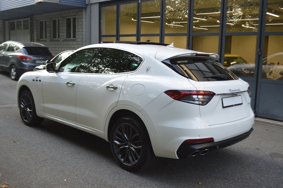 MASERATI Levante 2.0 MHEV GT Hybrid Automatica I Panoramaglasdach-image-4