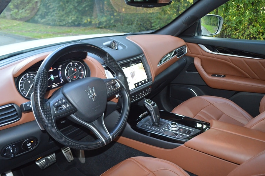 MASERATI Levante 2.0 MHEV GT Hybrid Automatica I Panoramaglasdach-image-5