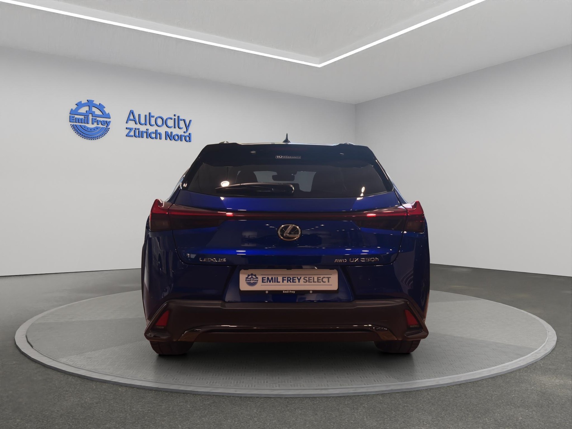 LEXUS UX 250h F-Line-image-3