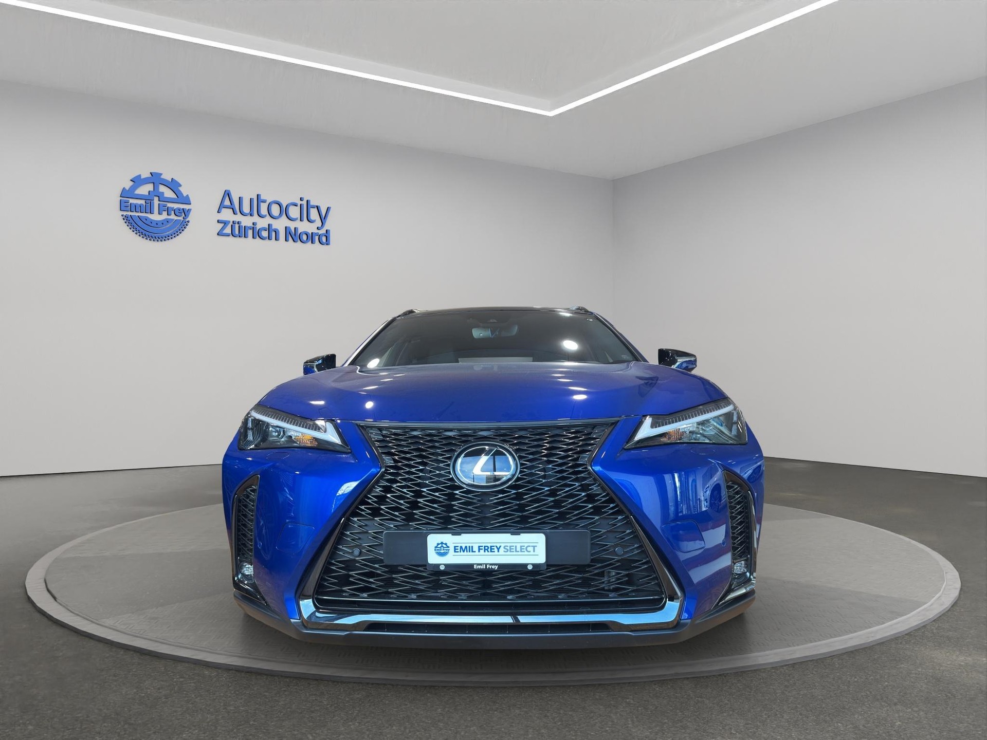 LEXUS UX 250h F-Line-image-4