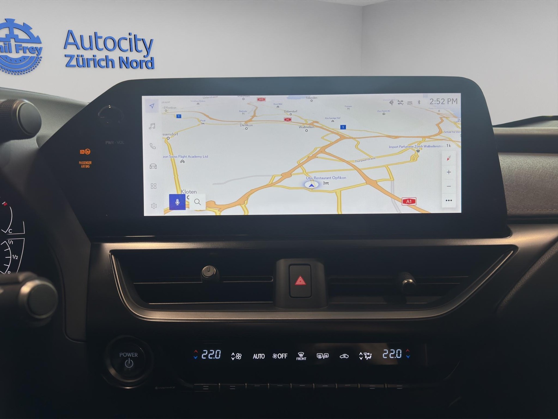LEXUS UX 250h F-Line-image-11
