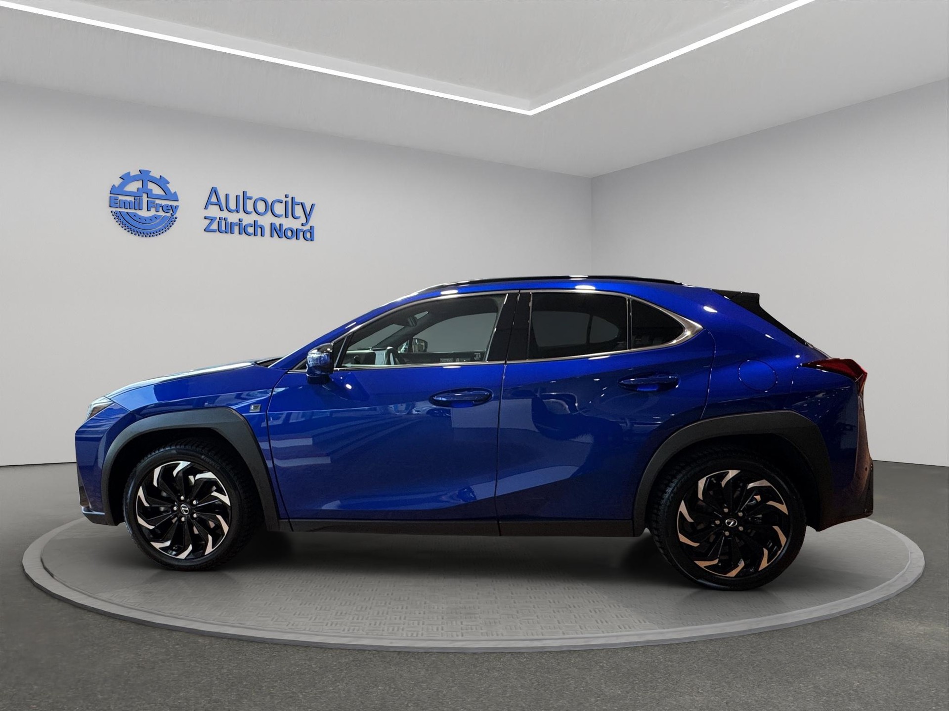 LEXUS UX 250h F-Line-image-1