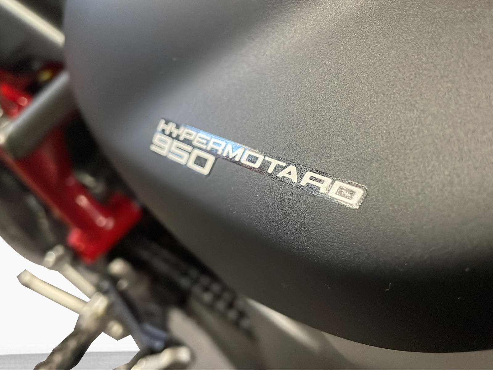 DUCATI 950 Hypermotard ABS 35kW-image-8