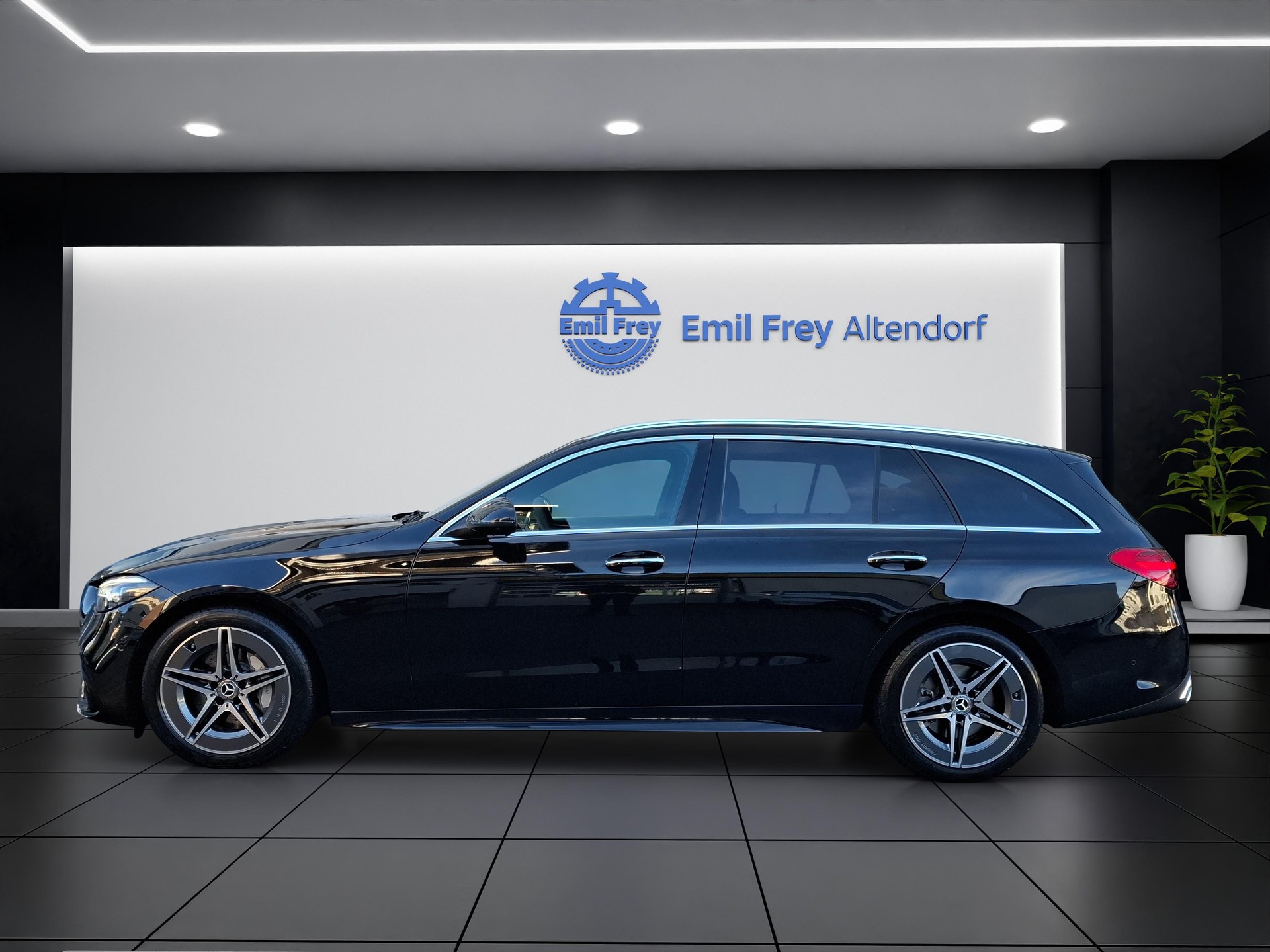 MERCEDES-BENZ C 220 d 4MATIC T-Modell Swiss Star AMG Line-image-2