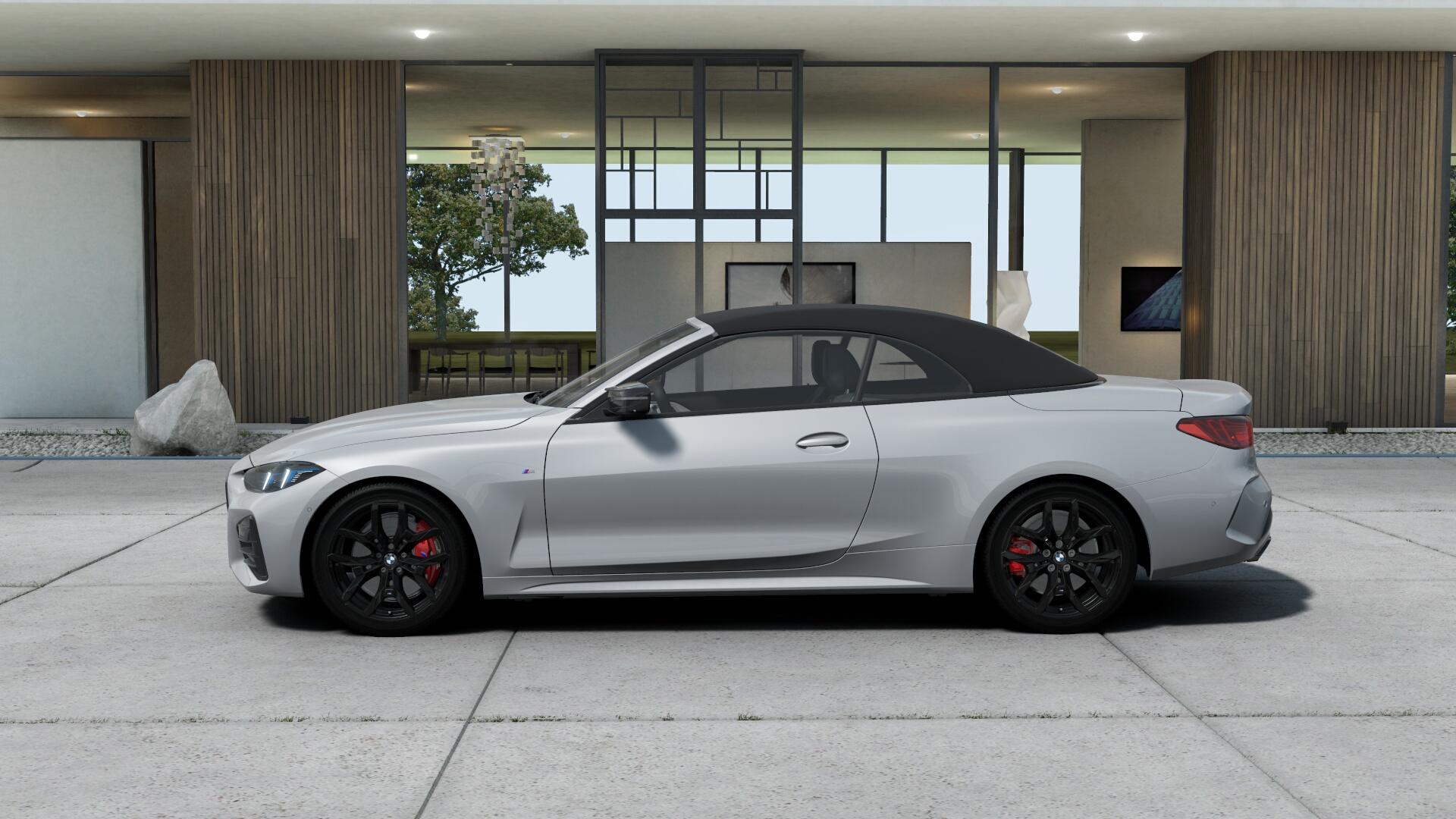 BMW M440i xDrive Cabrio-image-2