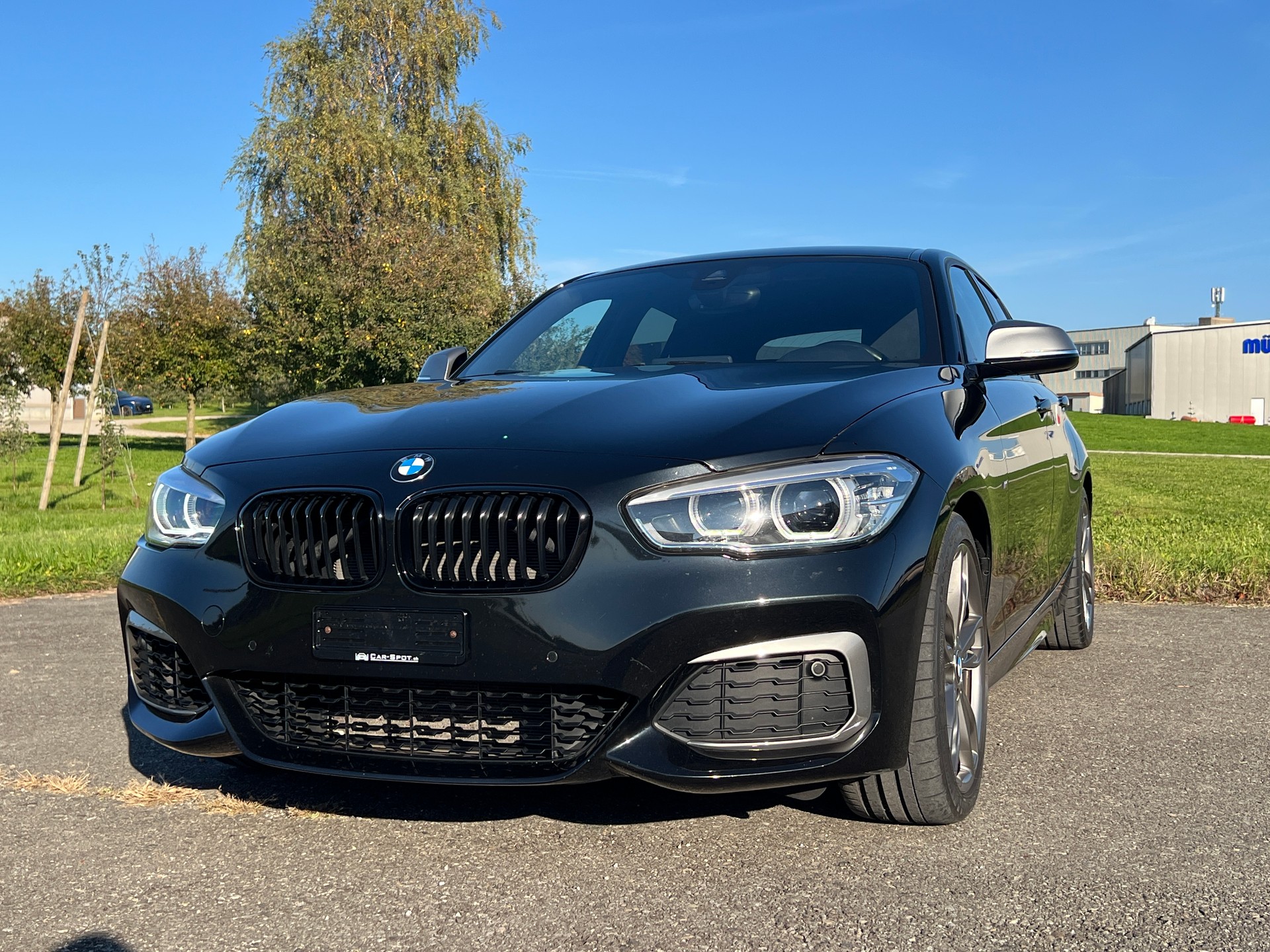BMW M140i xDrive Steptronic-image-0