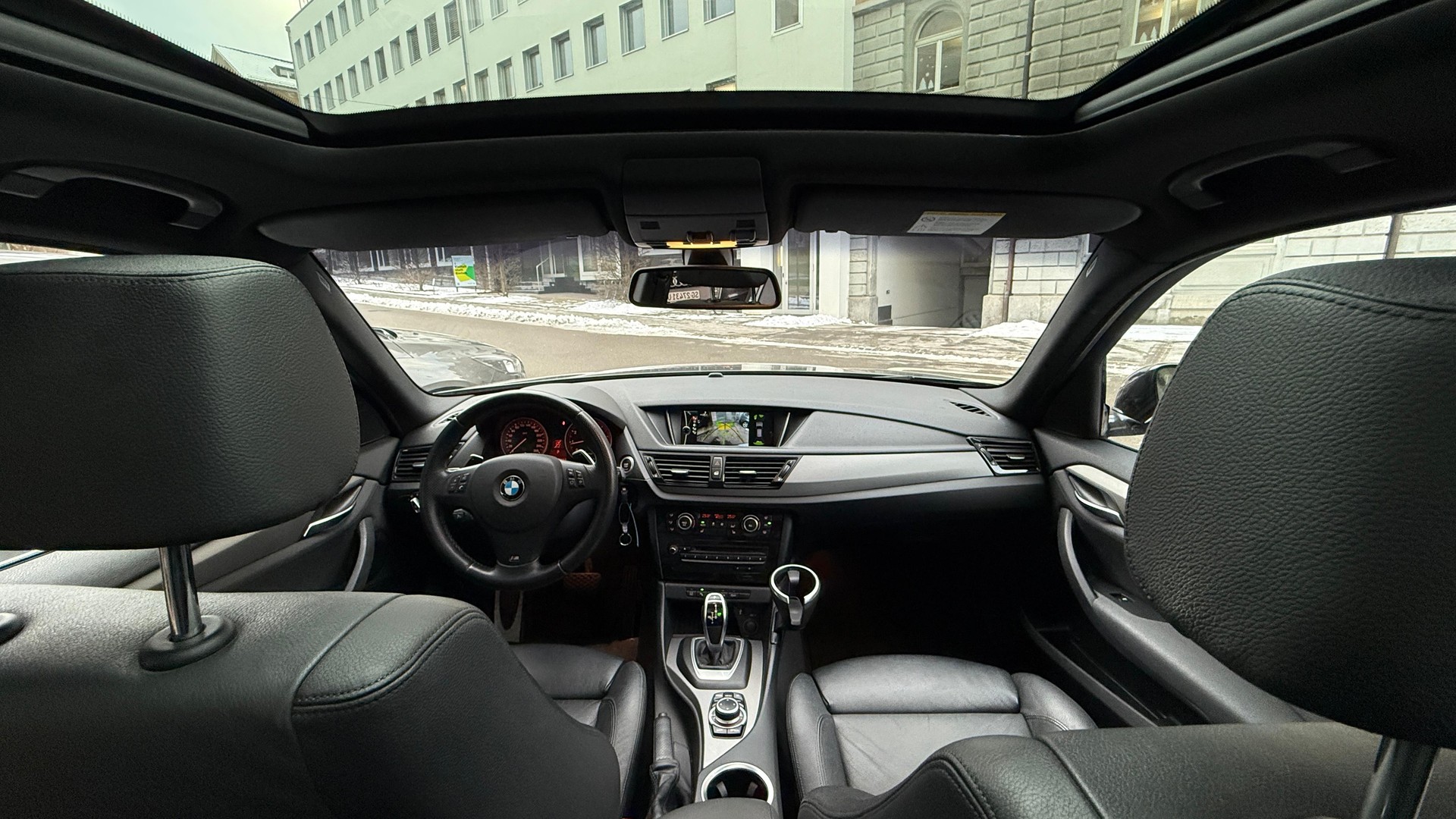 BMW X1 xDrive 28i xLine Steptronic-image-7
