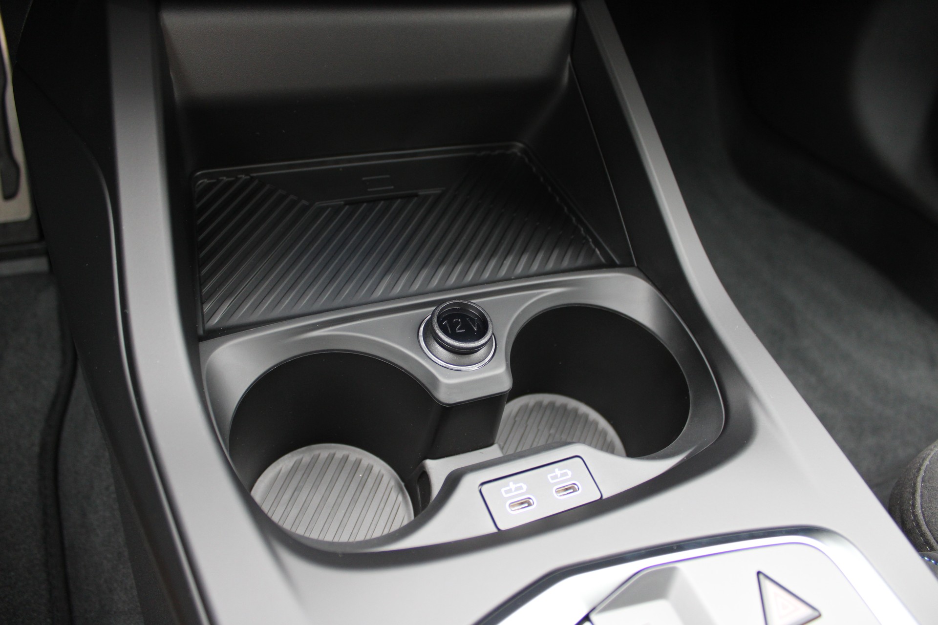 BMW M235 xDrive Gran Coupé-image-12