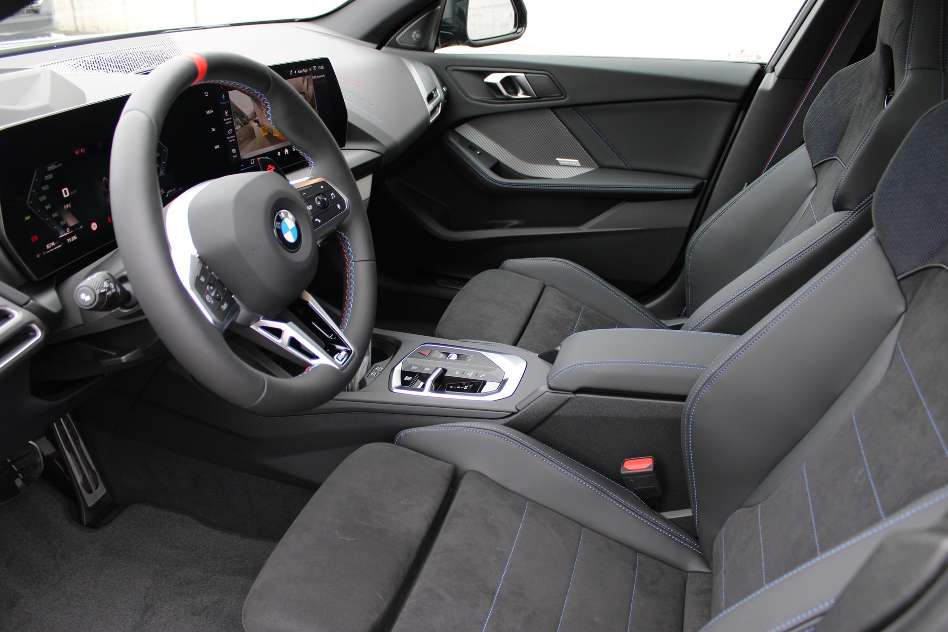 BMW M235 xDrive Gran Coupé-image-5