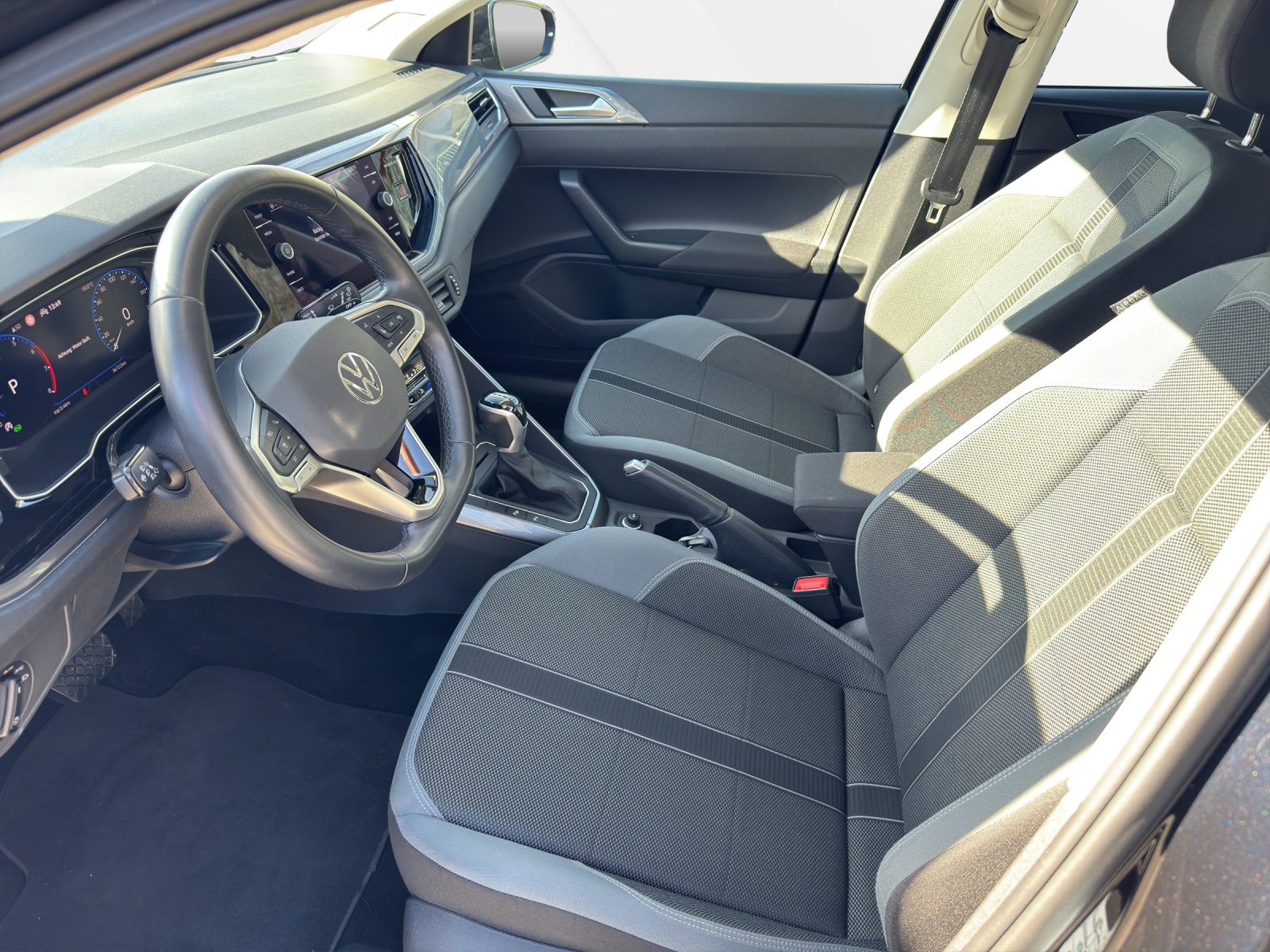 VW Polo 1.0 TSI Style DSG-image-8