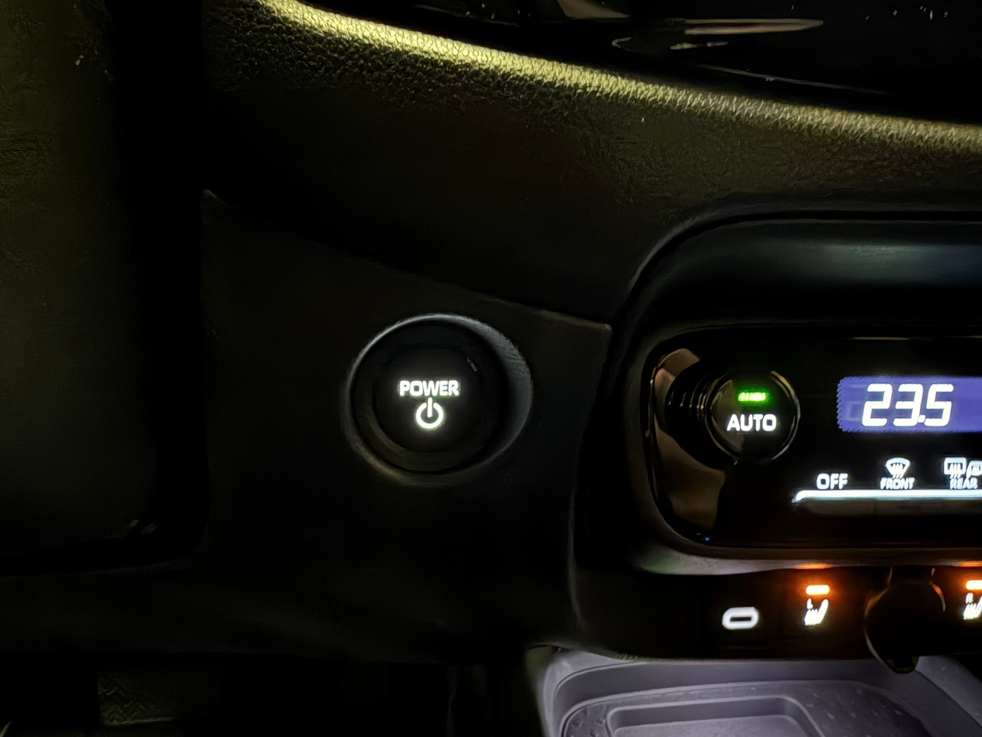 TOYOTA Aygo X 1.5 VVT-I HSD Trend-image-26