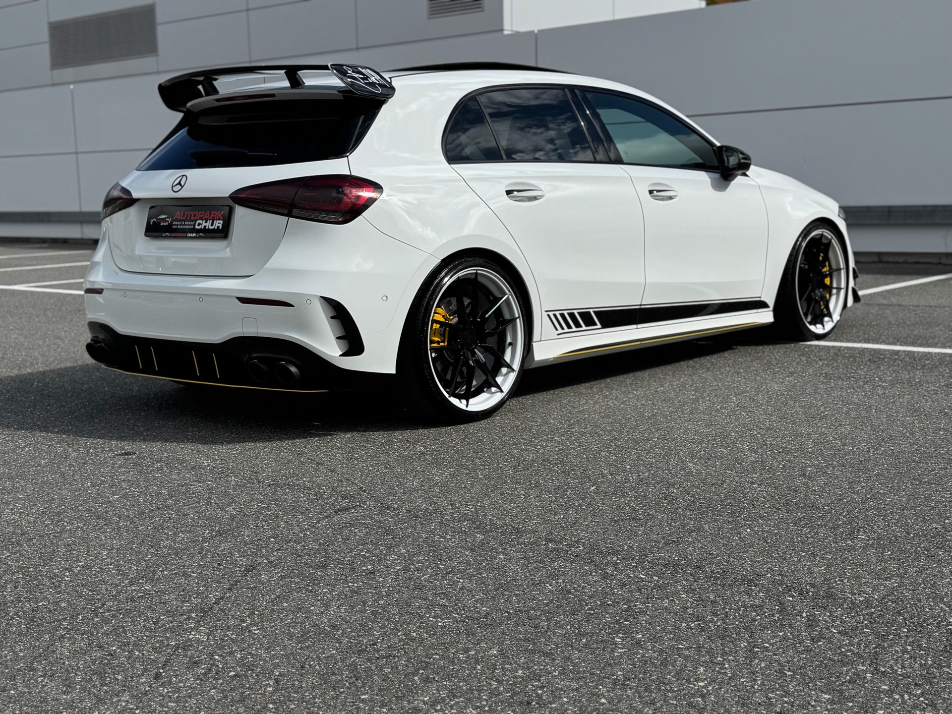 MERCEDES-BENZ A 45 S AMG 4Matic+ Edition 1 Speedshift-image-4