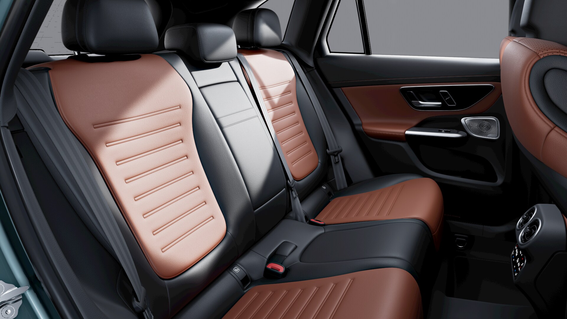 MERCEDES-BENZ GLC 220 d AMG Line 4MATIC-image-6