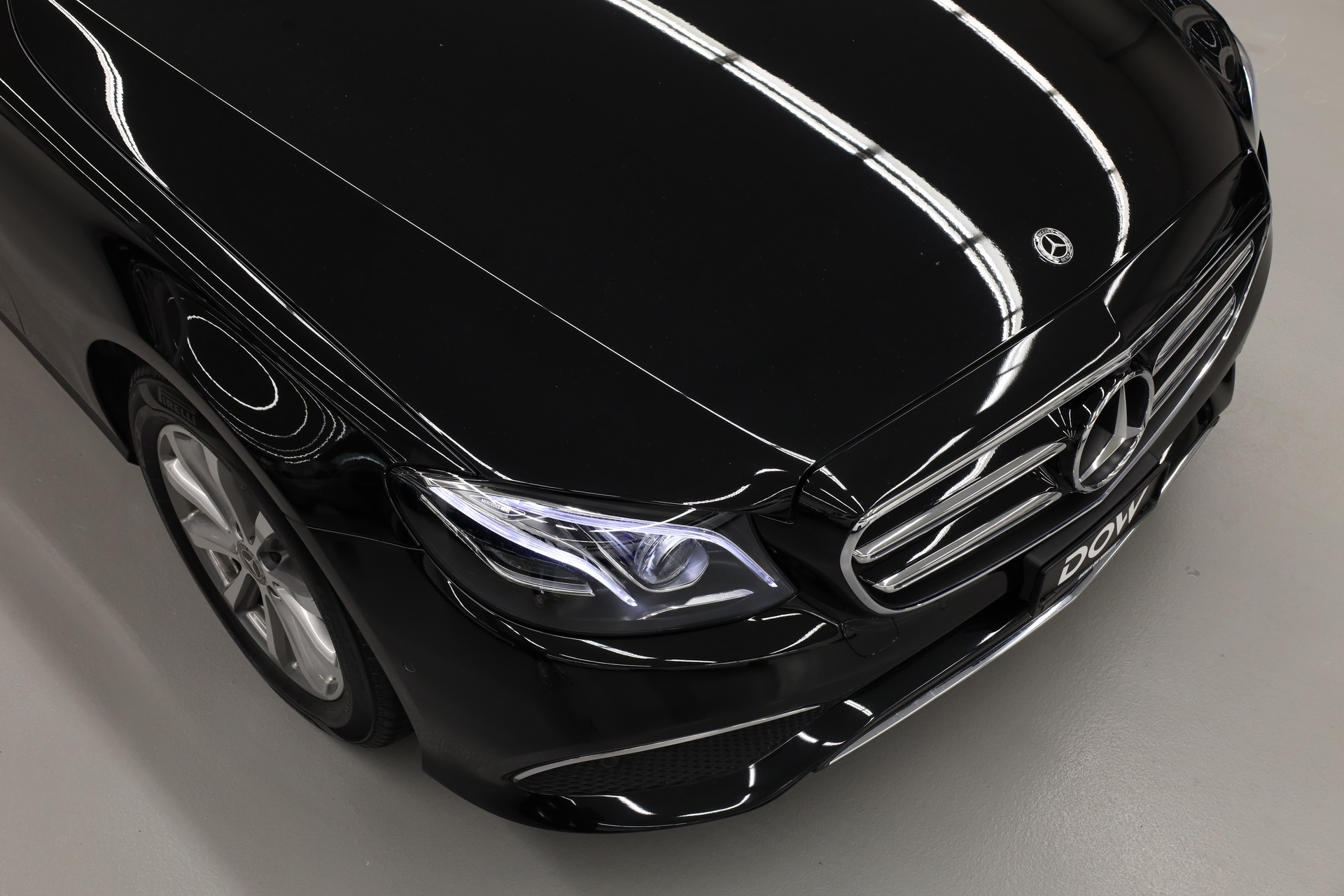 MERCEDES-BENZ E 200 Avantgarde Kombi-showroom-element-3