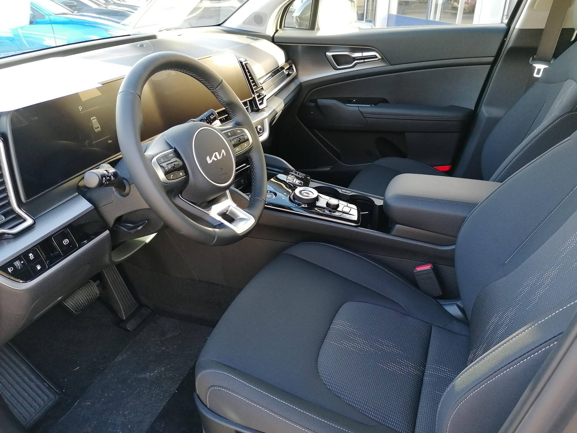 KIA Sportage 1.6 T-GDi Hybrid GT-Line-image-3