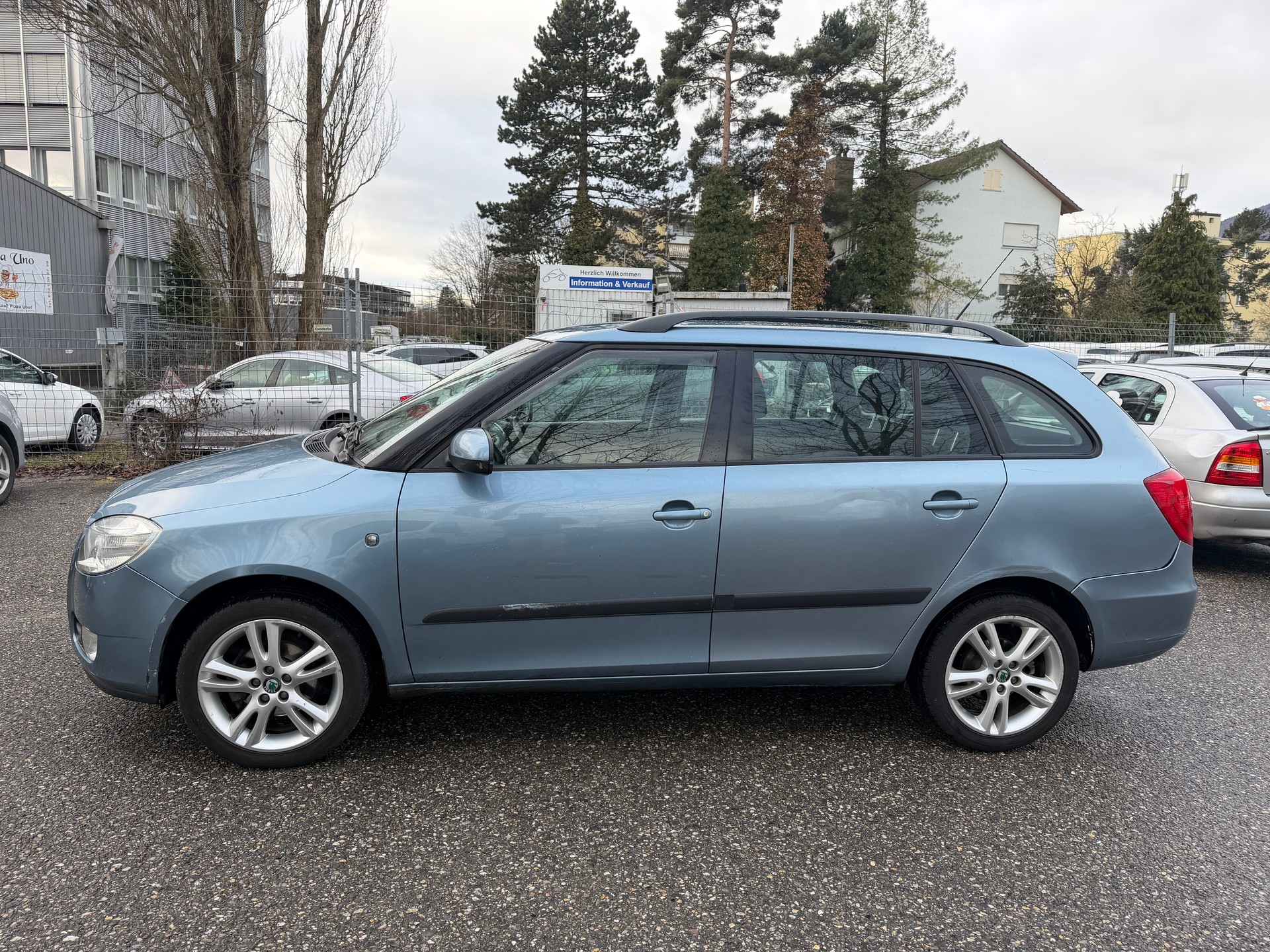 SKODA Fabia 1.6 Elegance ** Klima-auto ** Tempomat ** Sitzheizung ** 08x Airbag ** PDC H ** Letzte MFK 15.09.2023-image-8
