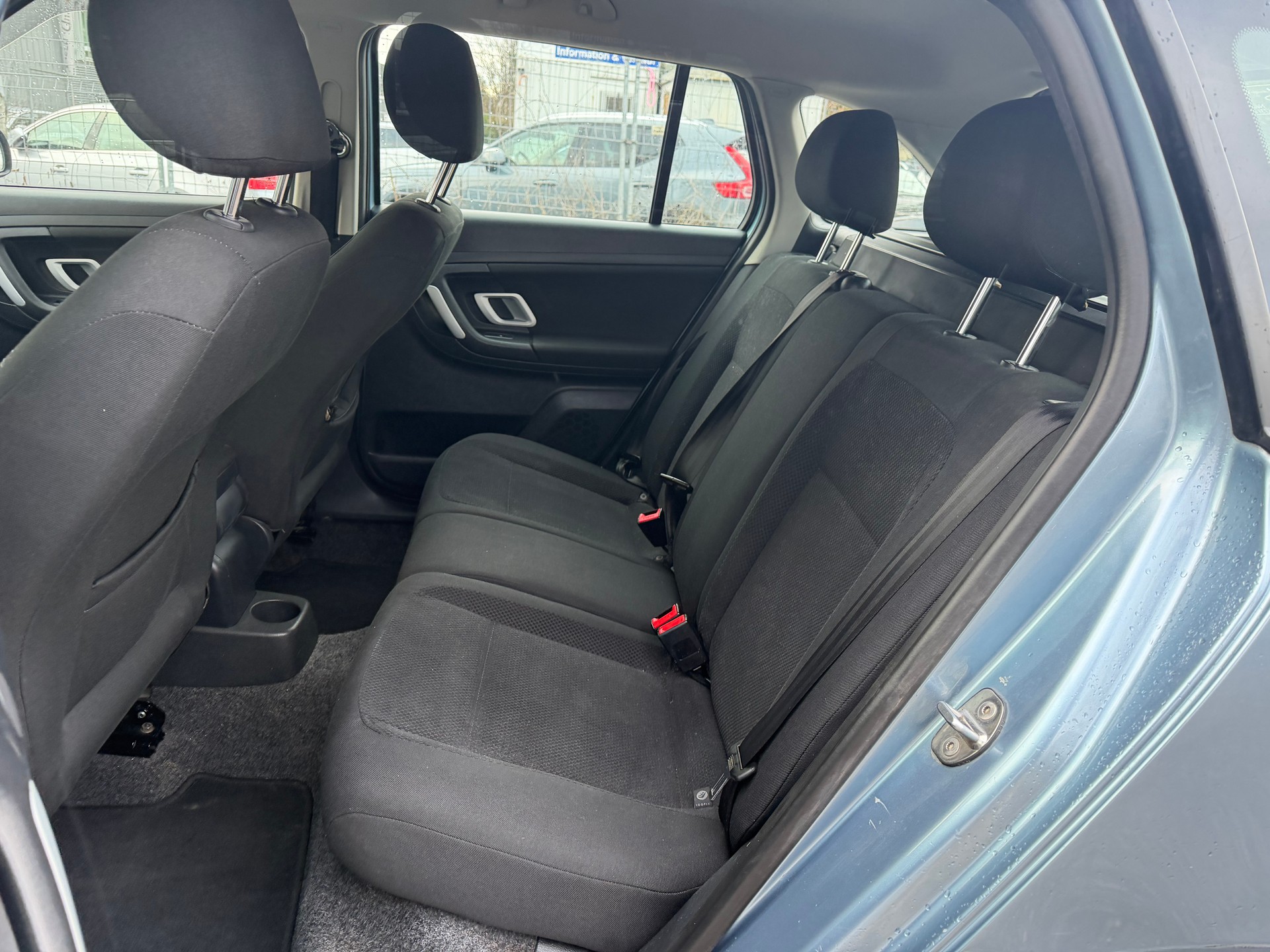 SKODA Fabia 1.6 Elegance ** Klima-auto ** Tempomat ** Sitzheizung ** 08x Airbag ** PDC H ** Letzte MFK 15.09.2023-image-3