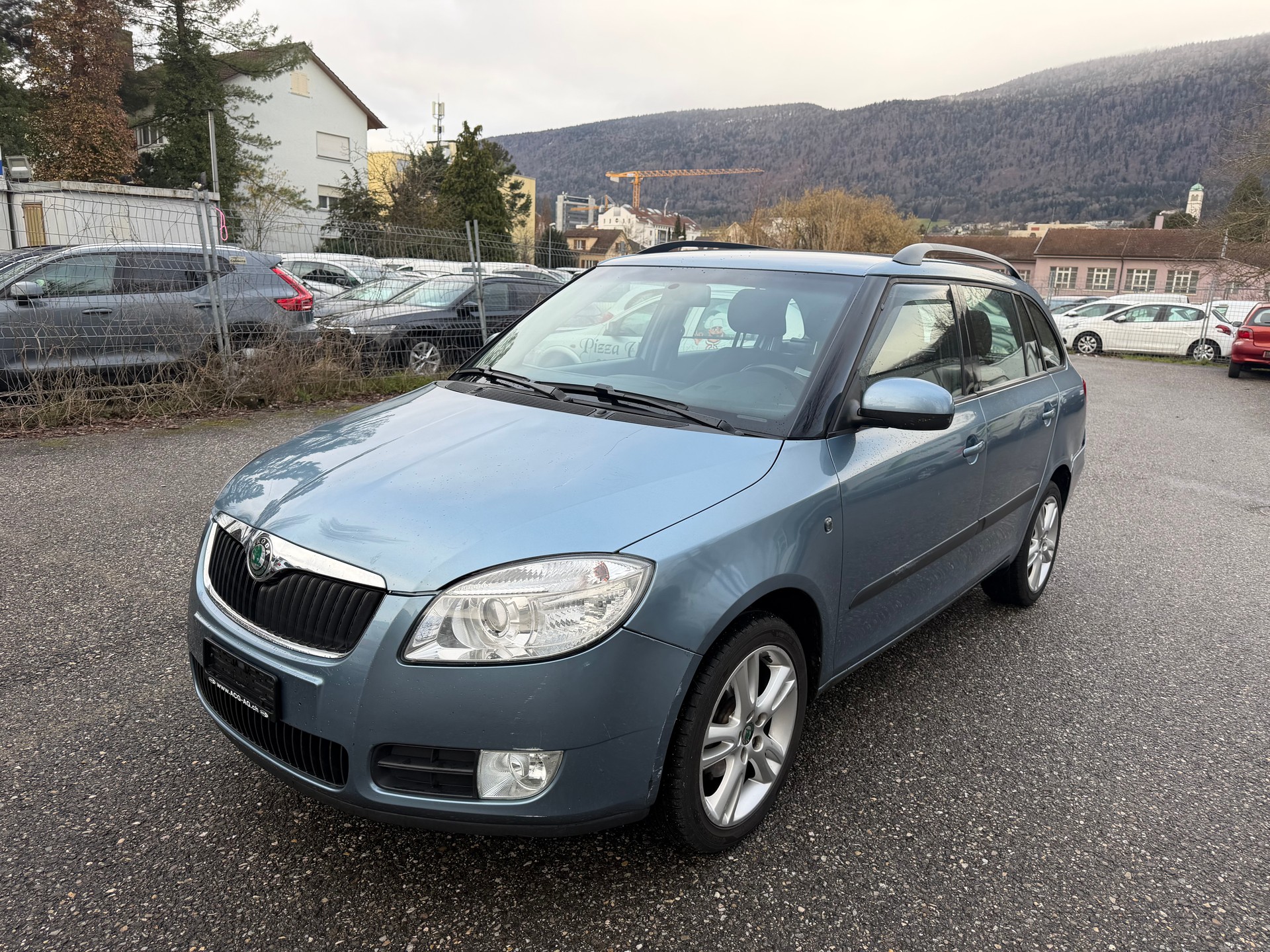 SKODA Fabia 1.6 Elegance ** Klima-auto ** Tempomat ** Sitzheizung ** 08x Airbag ** PDC H ** Letzte MFK 15.09.2023-image-0