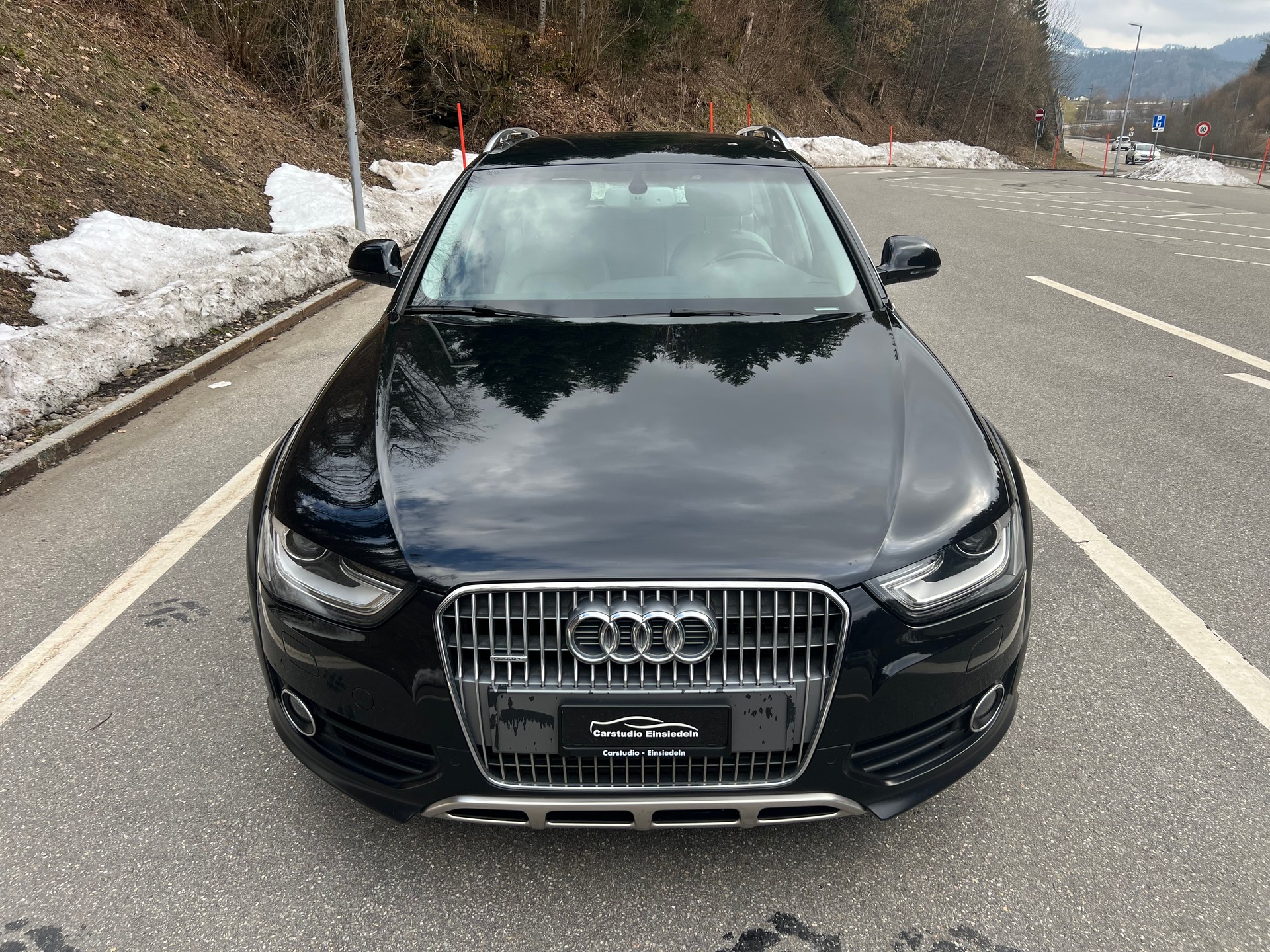 AUDI A4 allroad 3.0 TDI quattro S-tronic-image-1