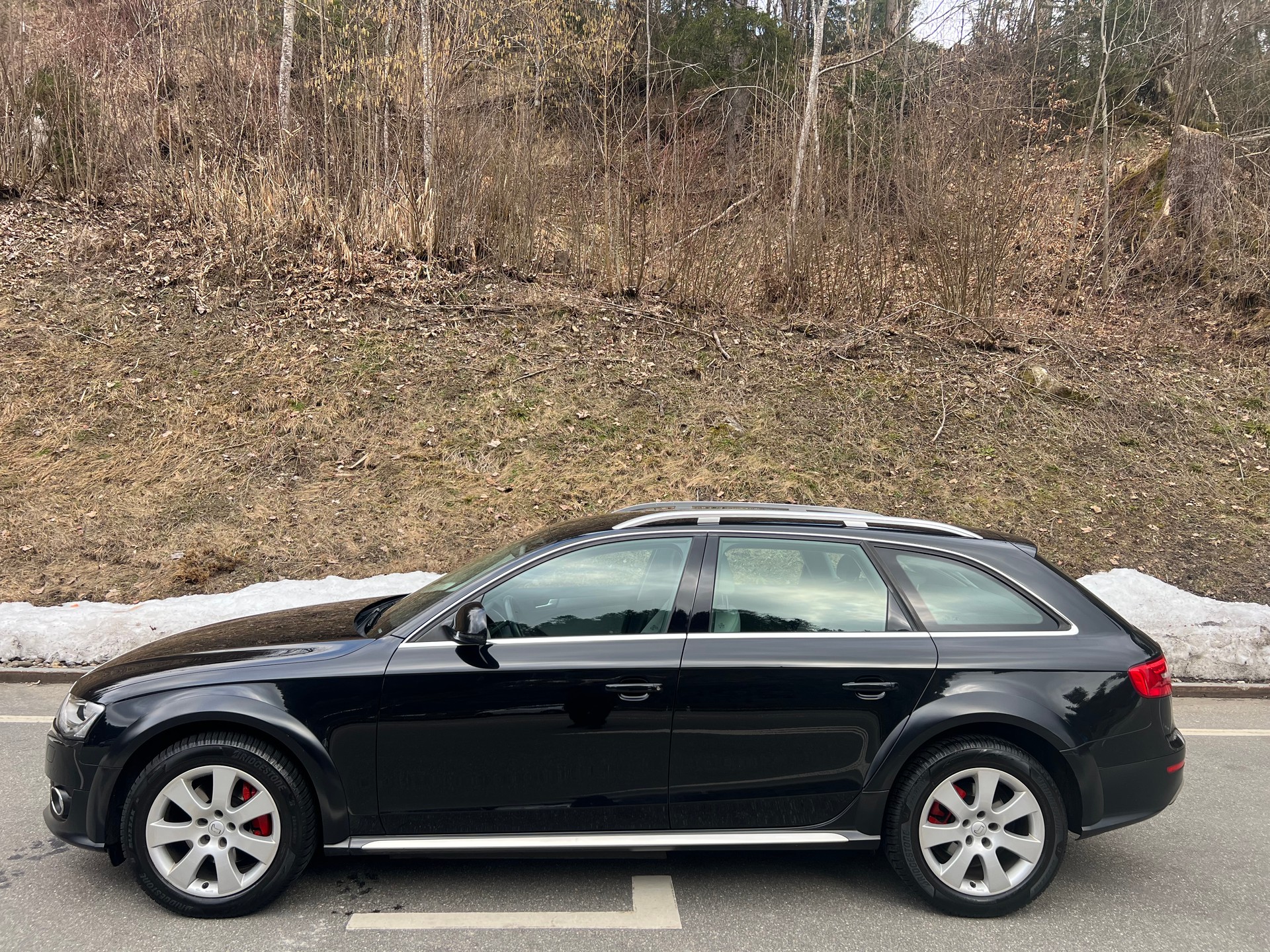 AUDI A4 allroad 3.0 TDI quattro S-tronic-image-2