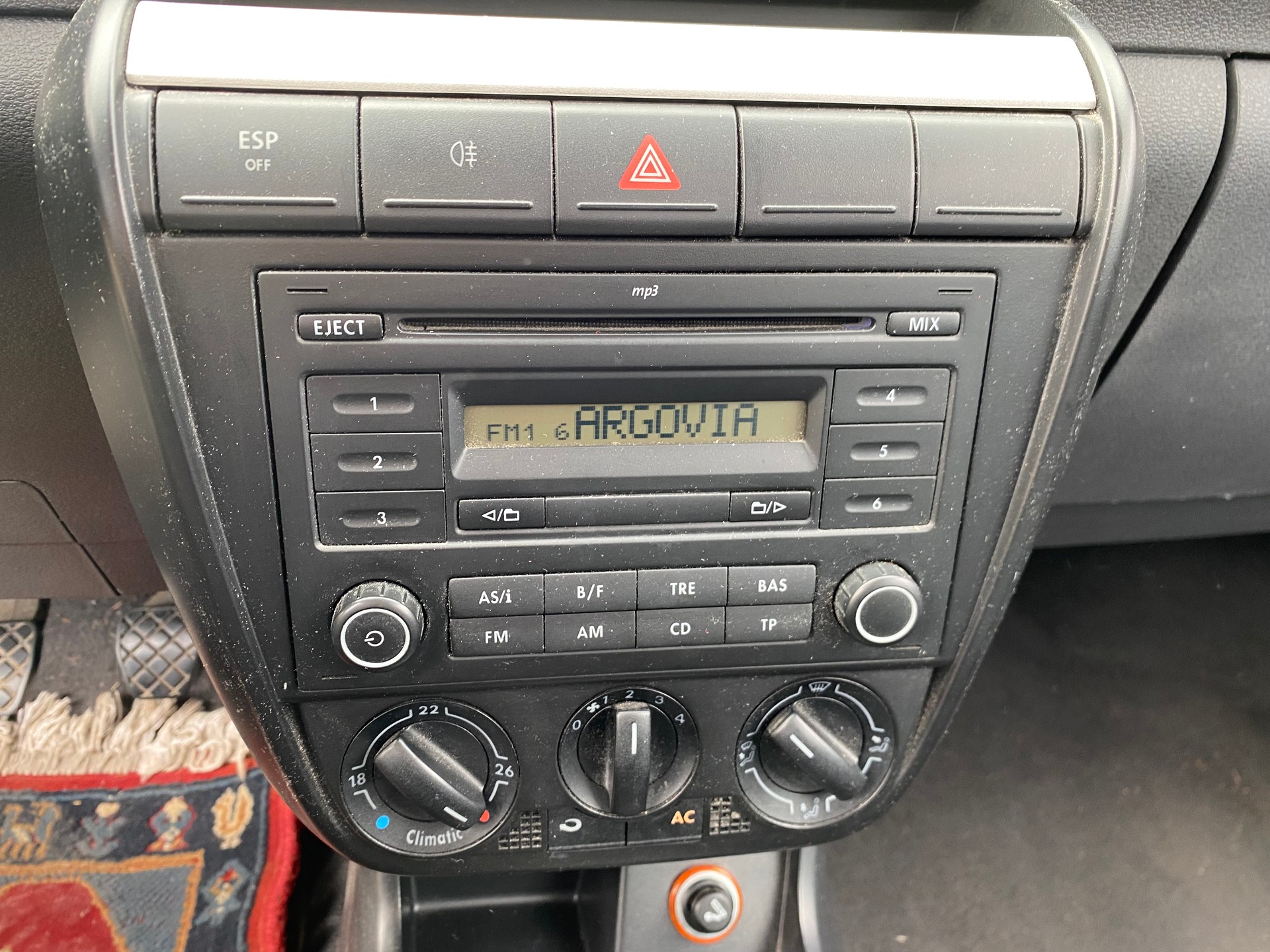 VW Fox 1.2 Klimaanlage*Elektrische Fenster**B04**-image-10
