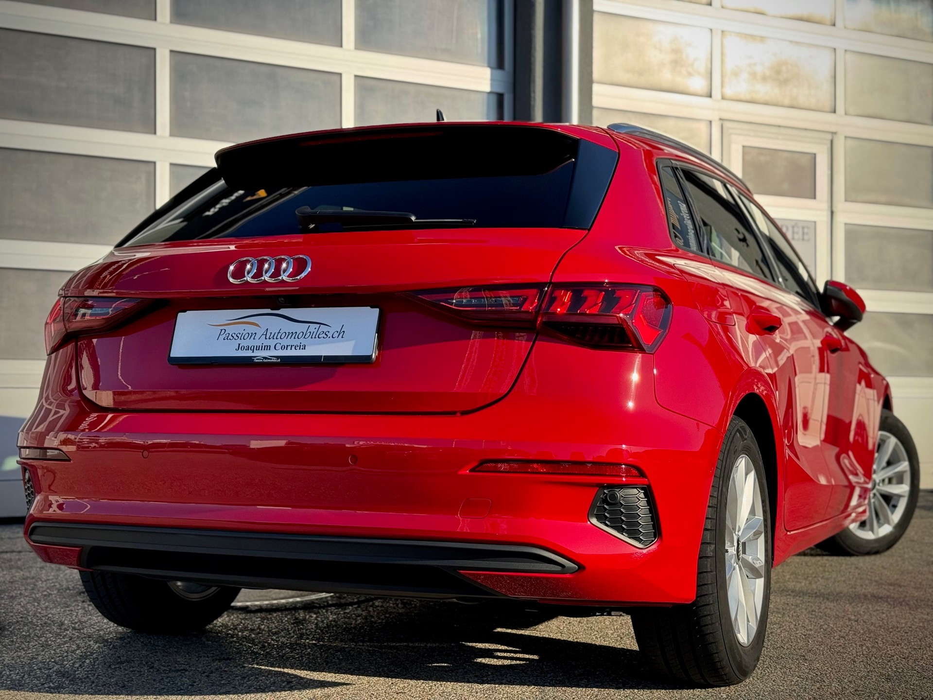 AUDI A3 Sportback 35 TFSI S-tronic - Véhicule Suisse (CH)-image-1