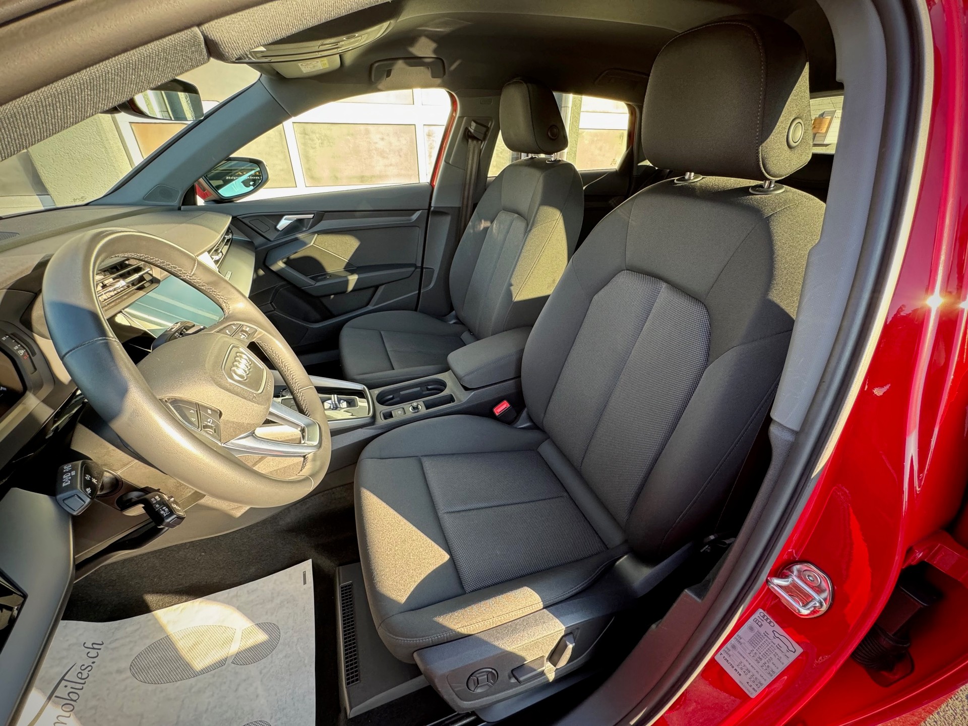 AUDI A3 Sportback 35 TFSI S-tronic - Véhicule Suisse (CH)-image-8