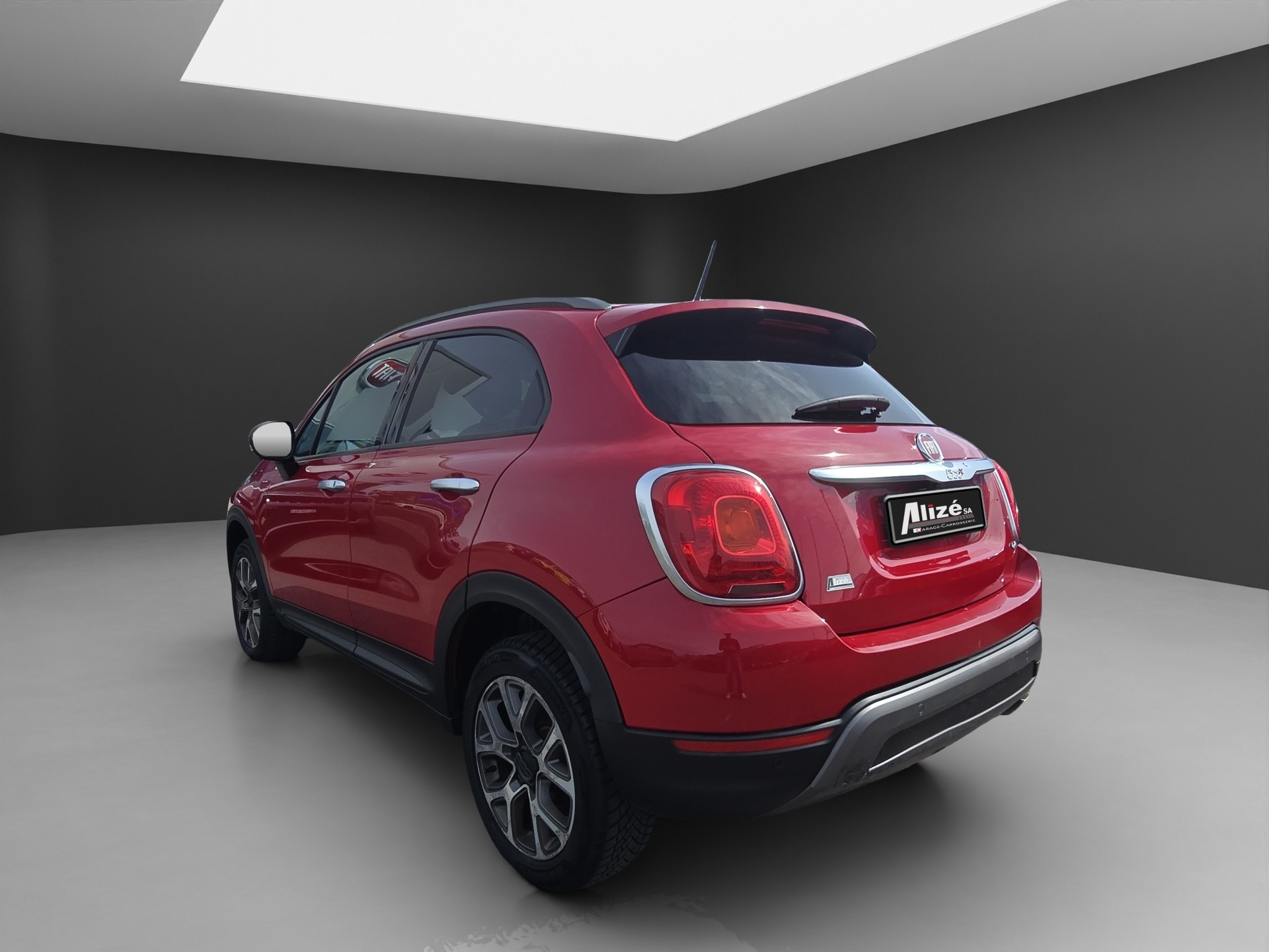 FIAT 500X 1.4T Cross 4x4 Automatic-image-3