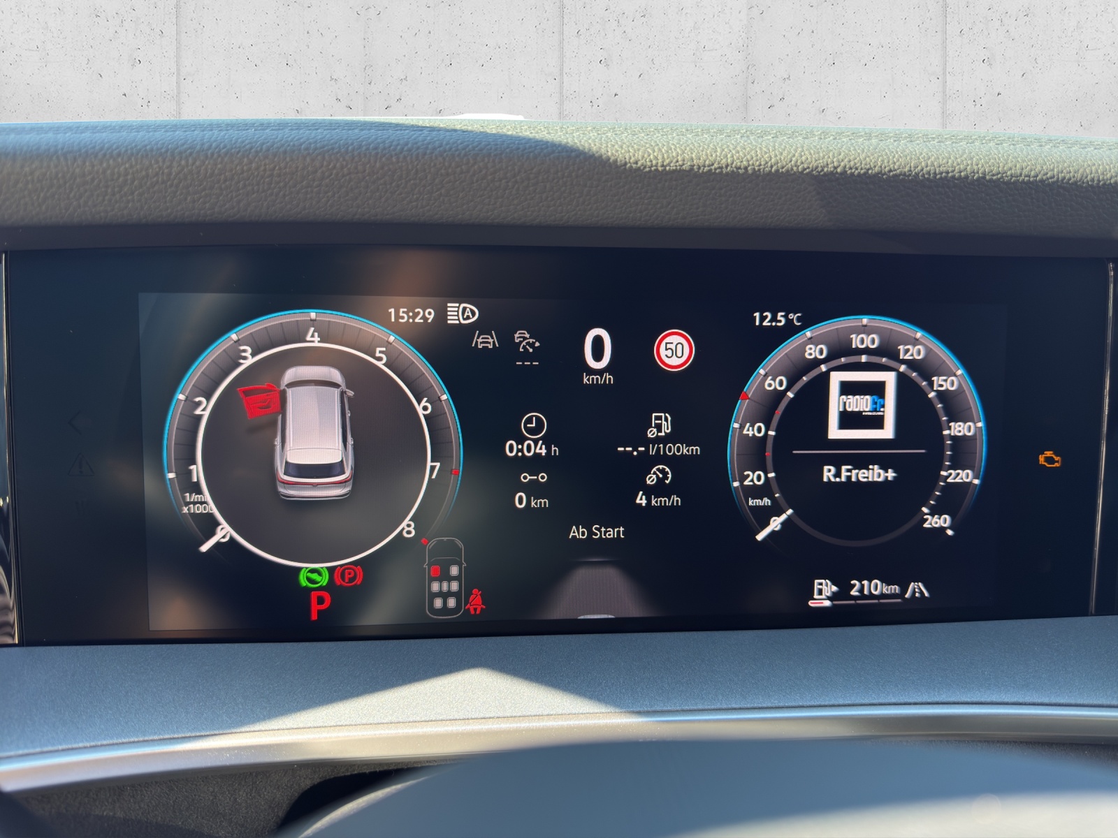 VW Tayron 2.0 TSI R-Line DSG 4Motion-image-10