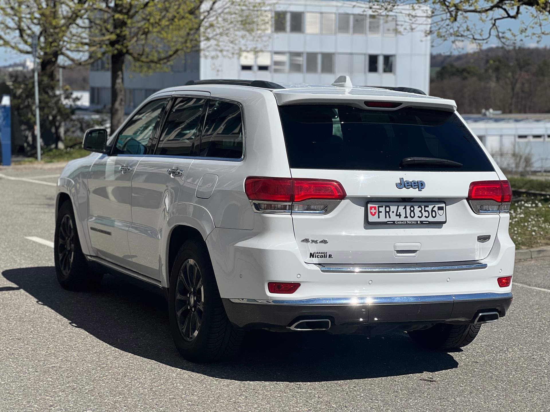 JEEP Grand Cherokee 3.0 CRD Summit Automatic-image-5