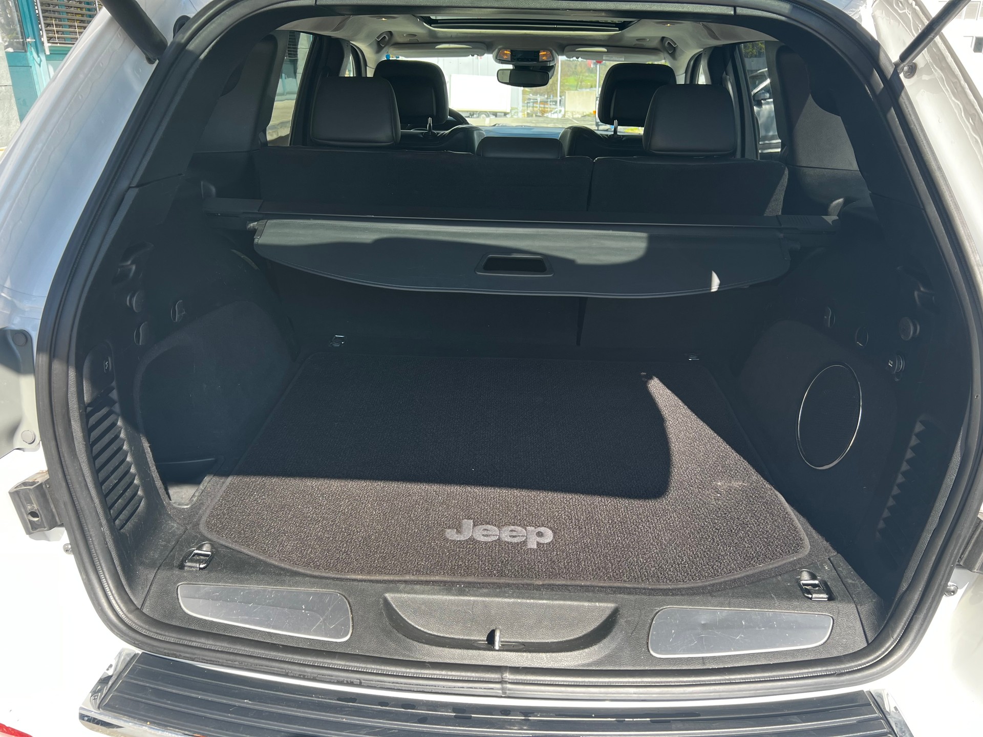 JEEP Grand Cherokee 3.0 CRD Summit Automatic-image-13