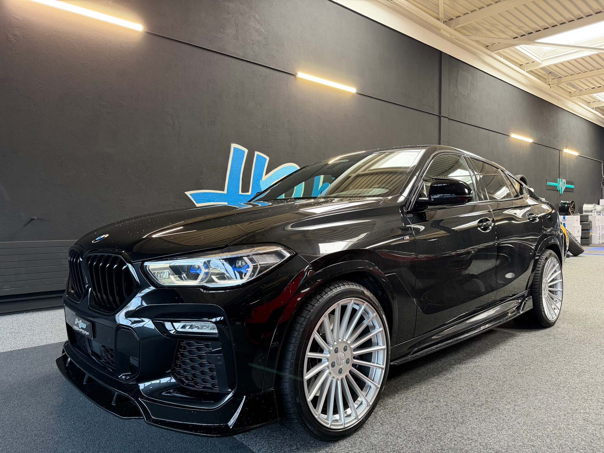 BMW X6 xDrive 48V 40d Steptronic M Sport-showroom-element-1