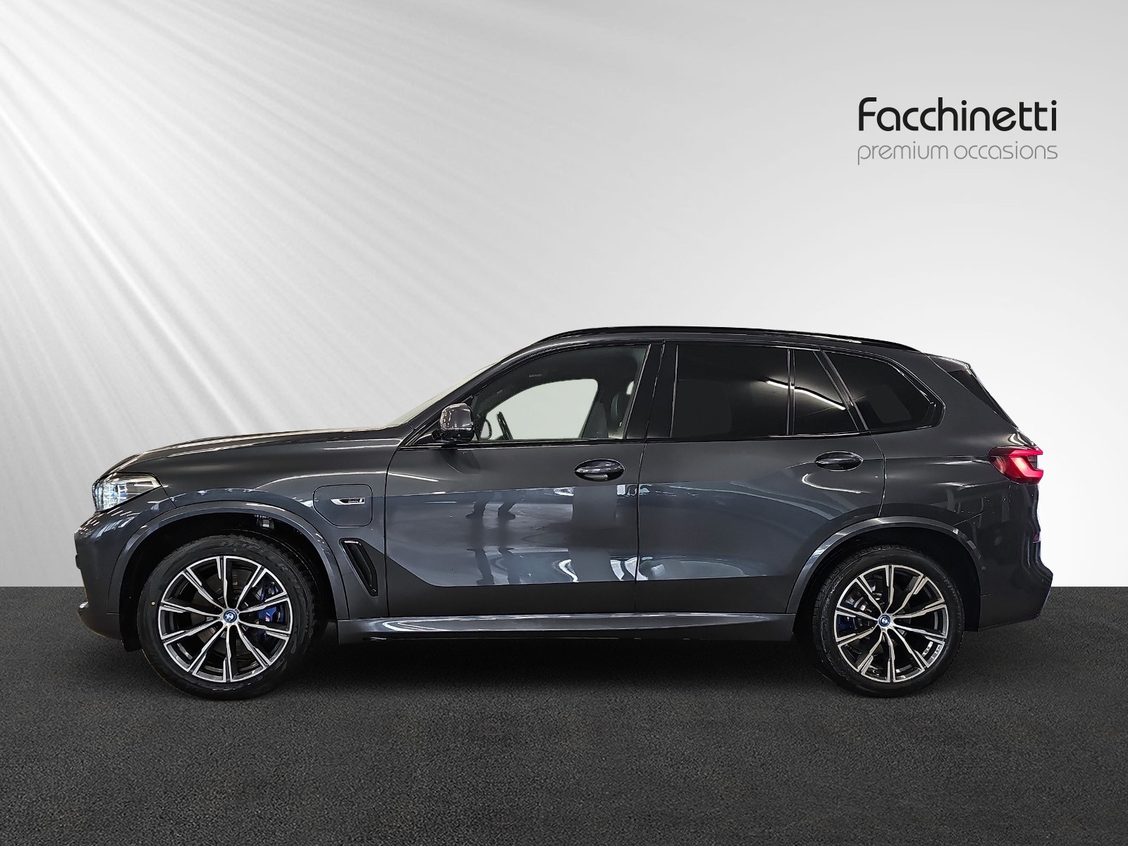 BMW X5 xDrive45e M Sport Steptronic-image-1