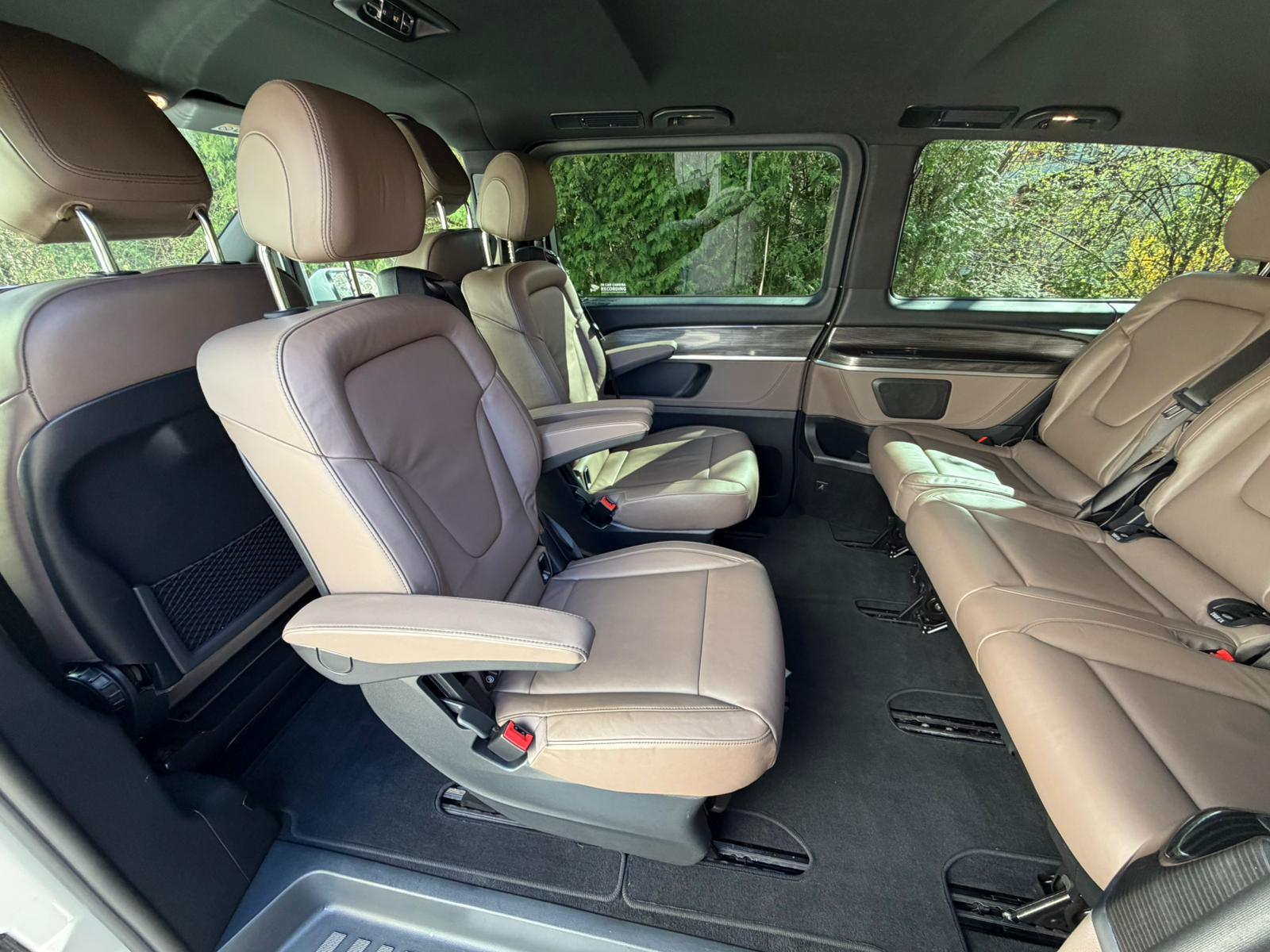 MERCEDES-BENZ V 300 d lang Avantgarde 4Matic 9G-Tronic-image-15