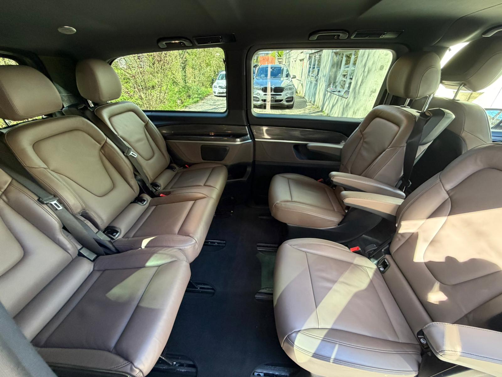 MERCEDES-BENZ V 300 d lang Avantgarde 4Matic 9G-Tronic-image-22