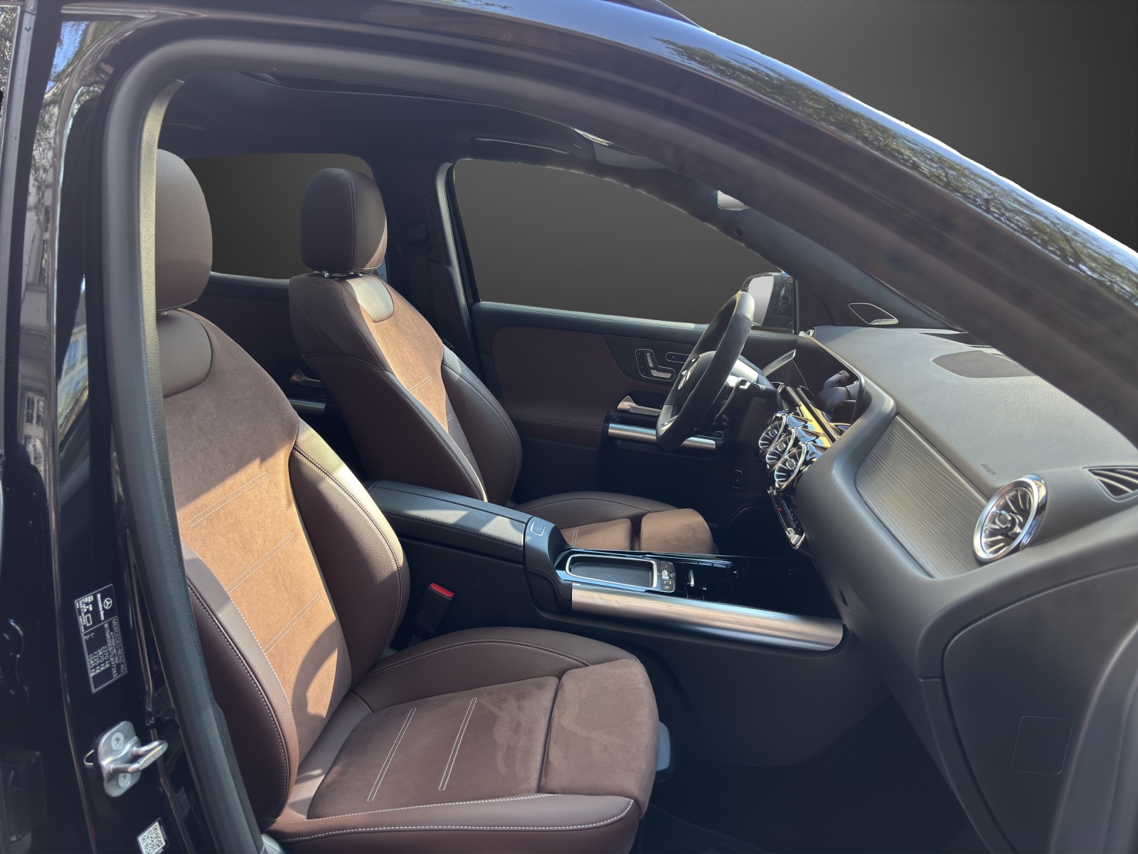 MERCEDES-BENZ GLA AMG 45 S 4Matic+ 8G-DCT-image-11