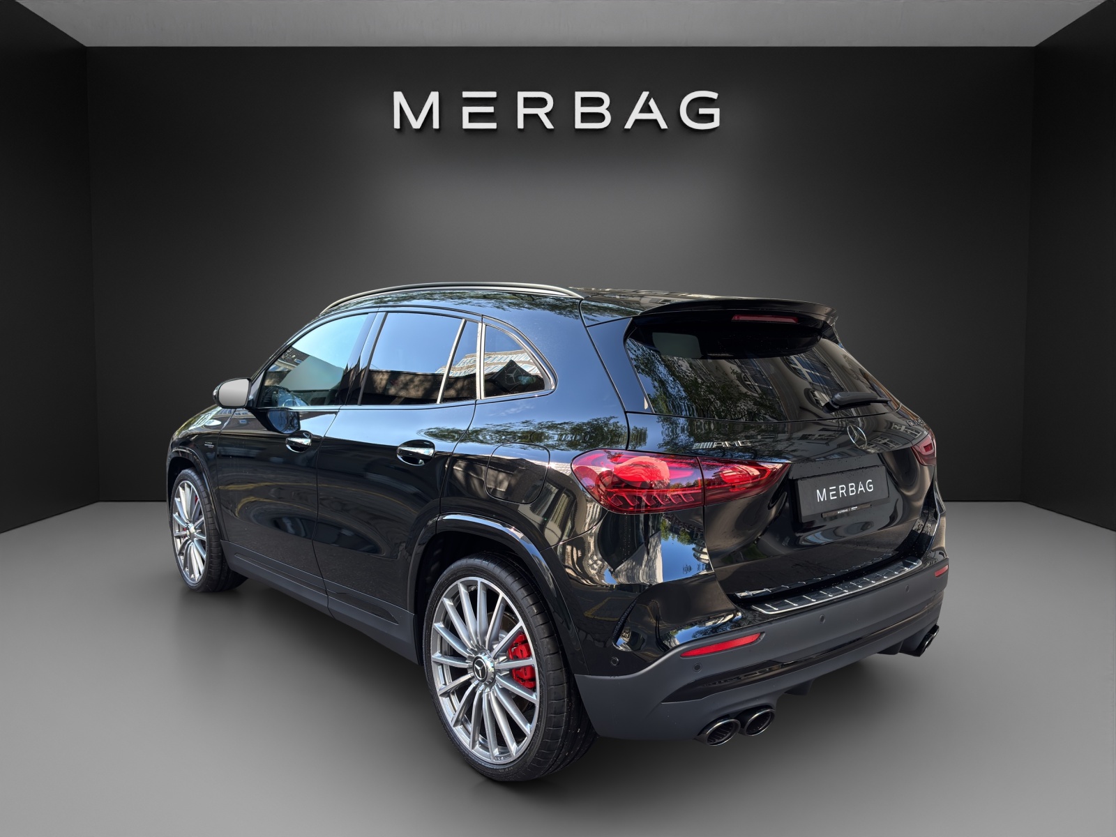 MERCEDES-BENZ GLA AMG 45 S 4Matic+ 8G-DCT-image-4