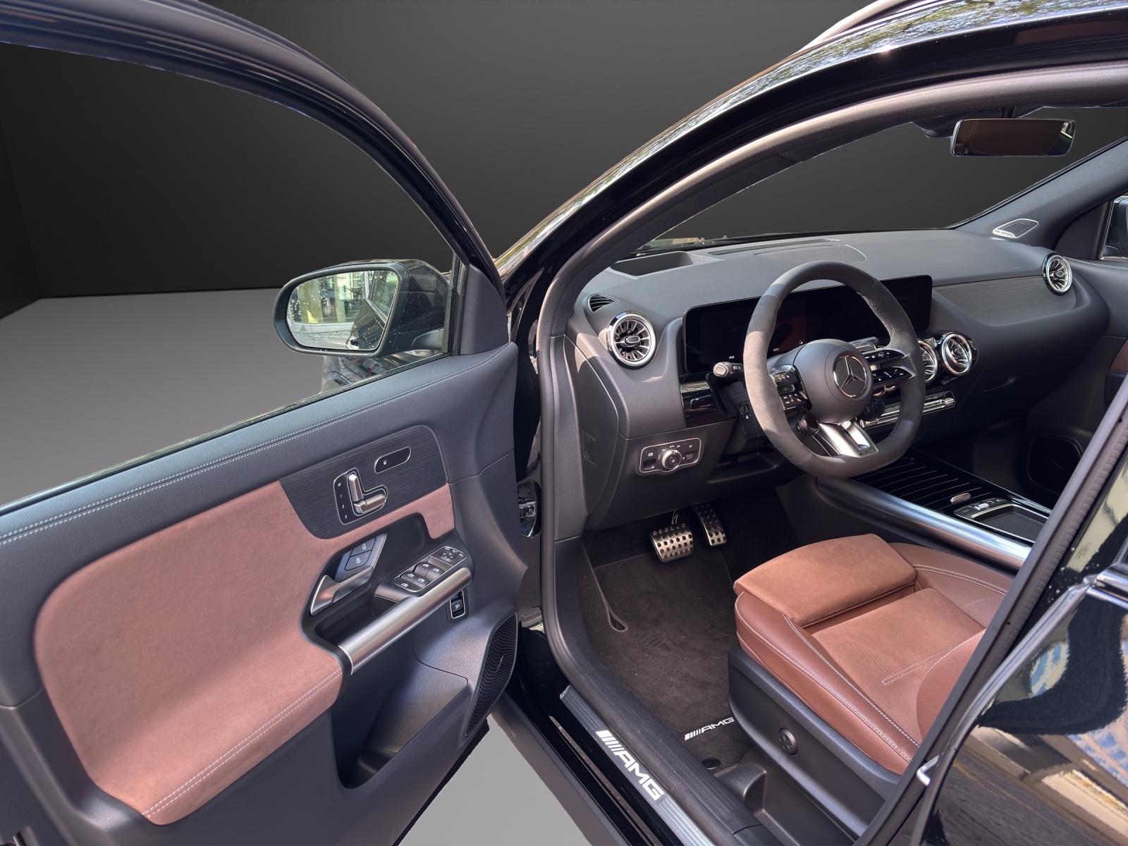 MERCEDES-BENZ GLA AMG 45 S 4Matic+ 8G-DCT-image-12
