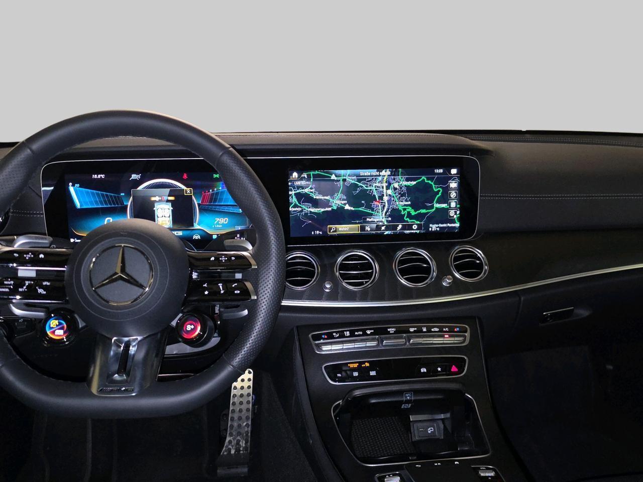 MERCEDES-BENZ E 53 AMG 4matic+ Kombi-image-15
