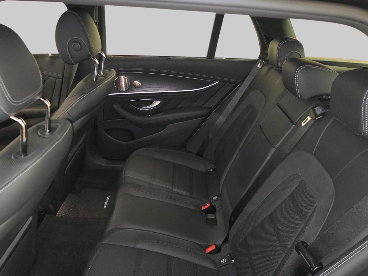 MERCEDES-BENZ E 53 AMG 4matic+ Kombi-image-14