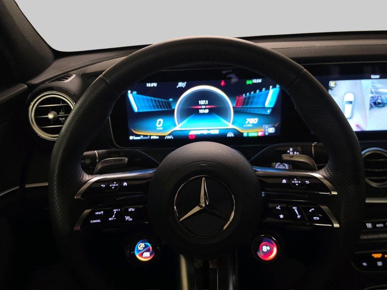 MERCEDES-BENZ E 53 AMG 4matic+ Kombi-image-16
