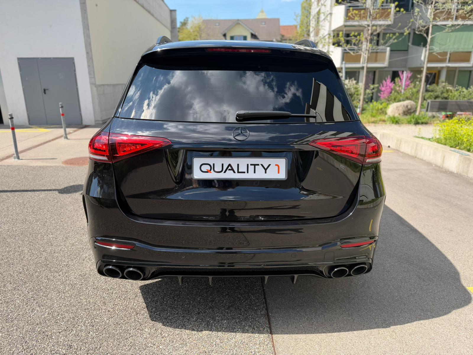 MERCEDES-BENZ GLE 53 AMG 4Matic+ 9G-Speedshift-showroom-element-3