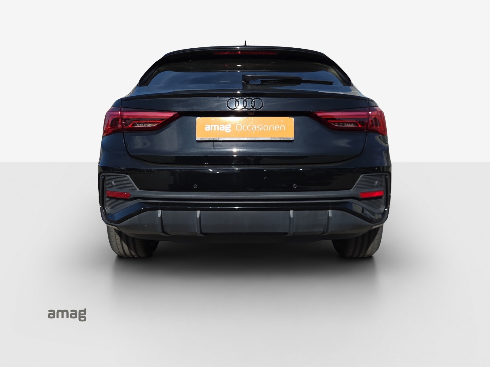 AUDI Q3 Sportback 45 TFSI e S line Attraction S-tronic-image-3
