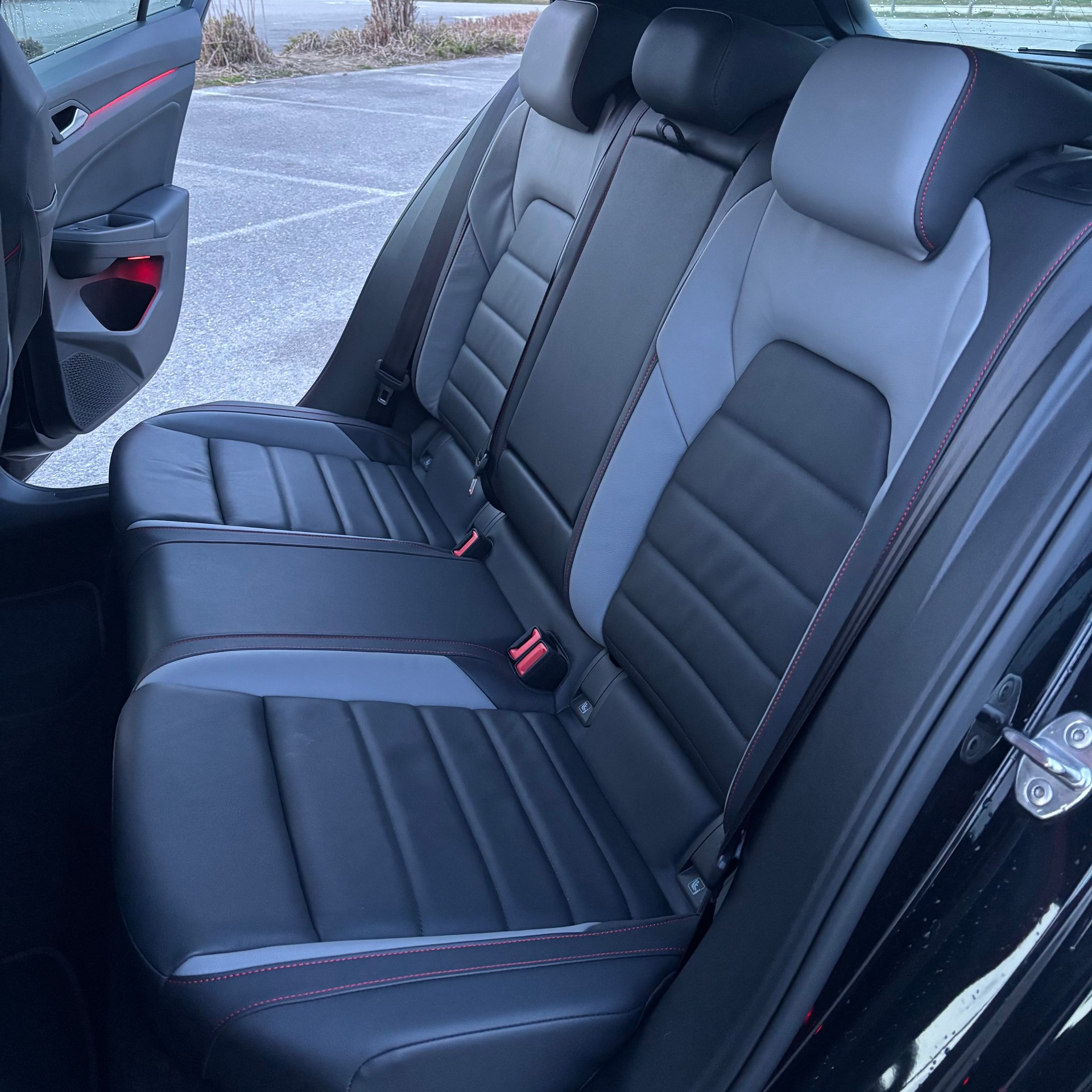 VW Golf 2.0 TSI GTI Clubsport DSG-image-5