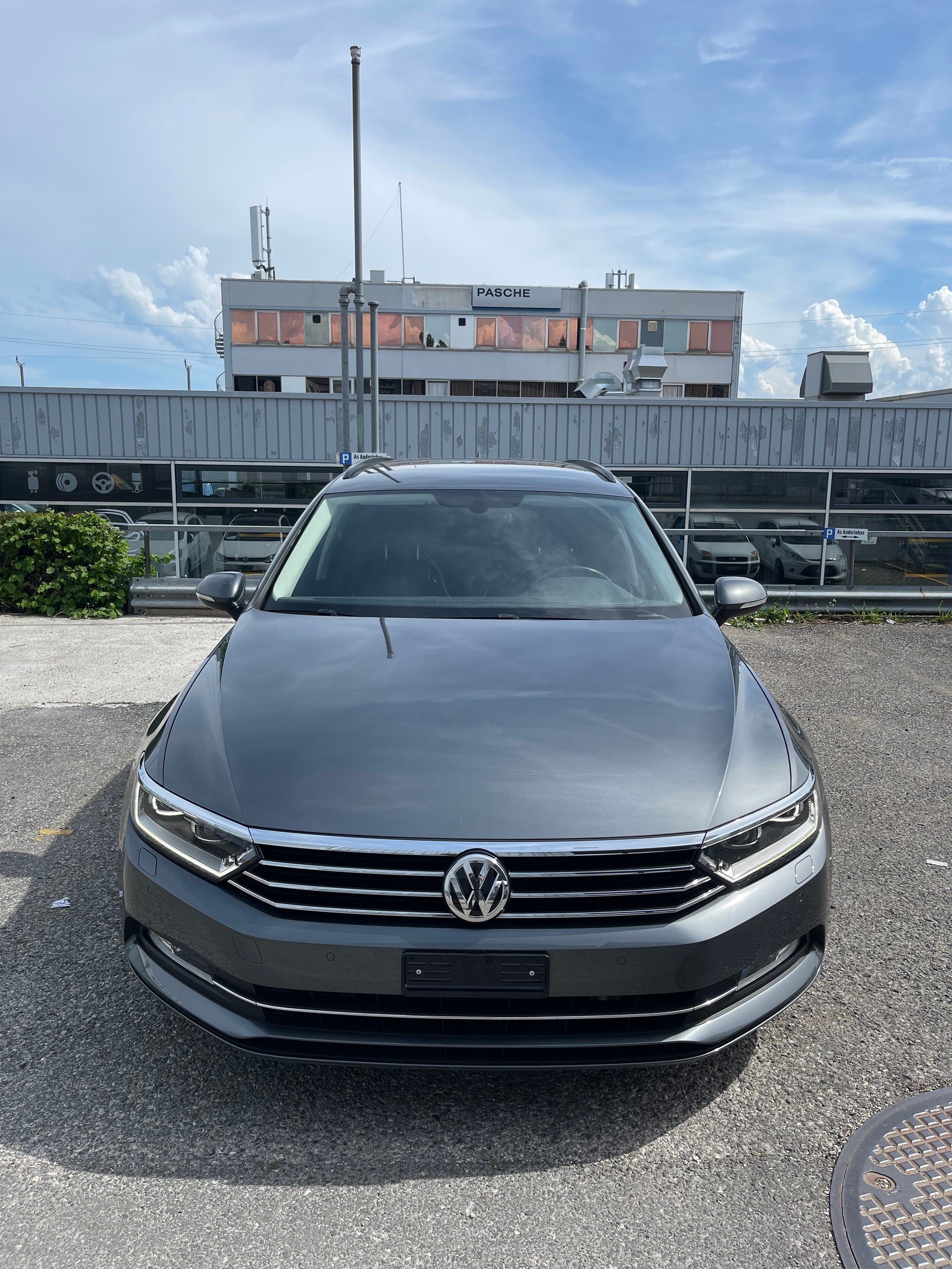 VW Passat Variant 2.0 TDI BMT Comfortline DSG 4Motion-image-5